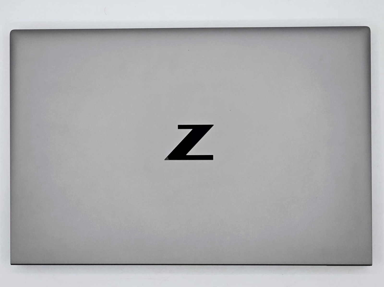 HP ZBook Firefly 14 G8 14″ FHD I7-1185G7 512GB SSD 32GB W11P T500 Webcam Backlit