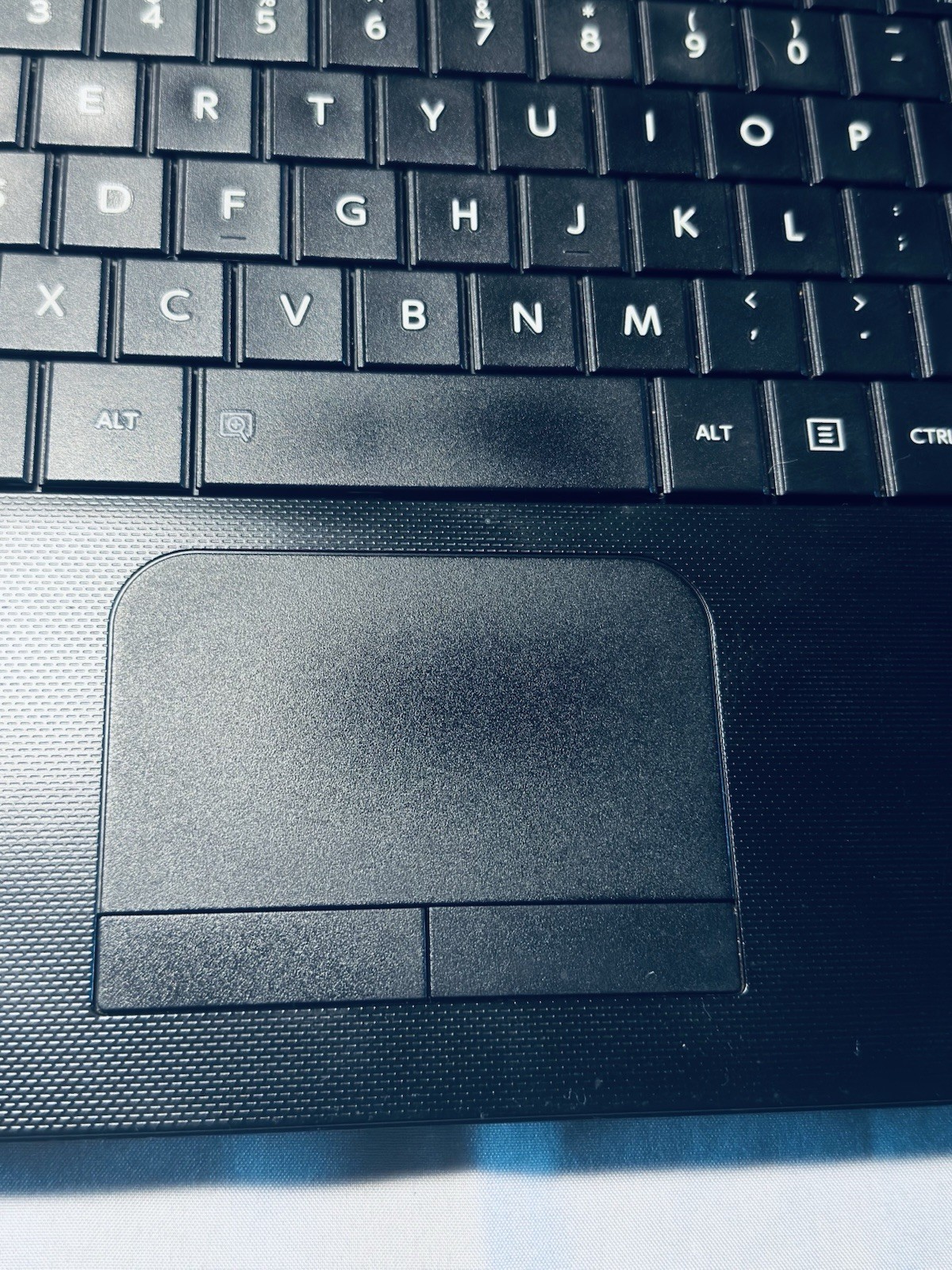Toshiba Satellite C50-B 15.6″ Core i5 8GB RAM 1TB HDD Windows 8.1 Black