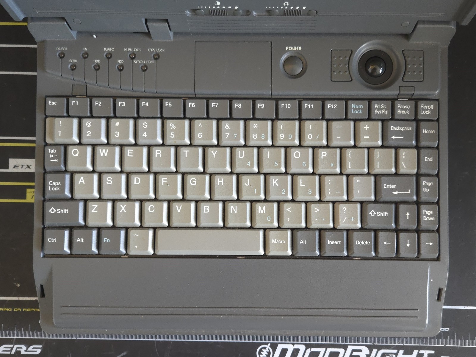 Vintage Nantan FMA8200C laptop for parts or repair