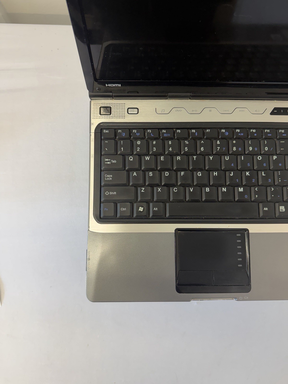 Gateway W350A Laptop – AMD Turion X2 TL-60 – RAM 3GB – Read Des