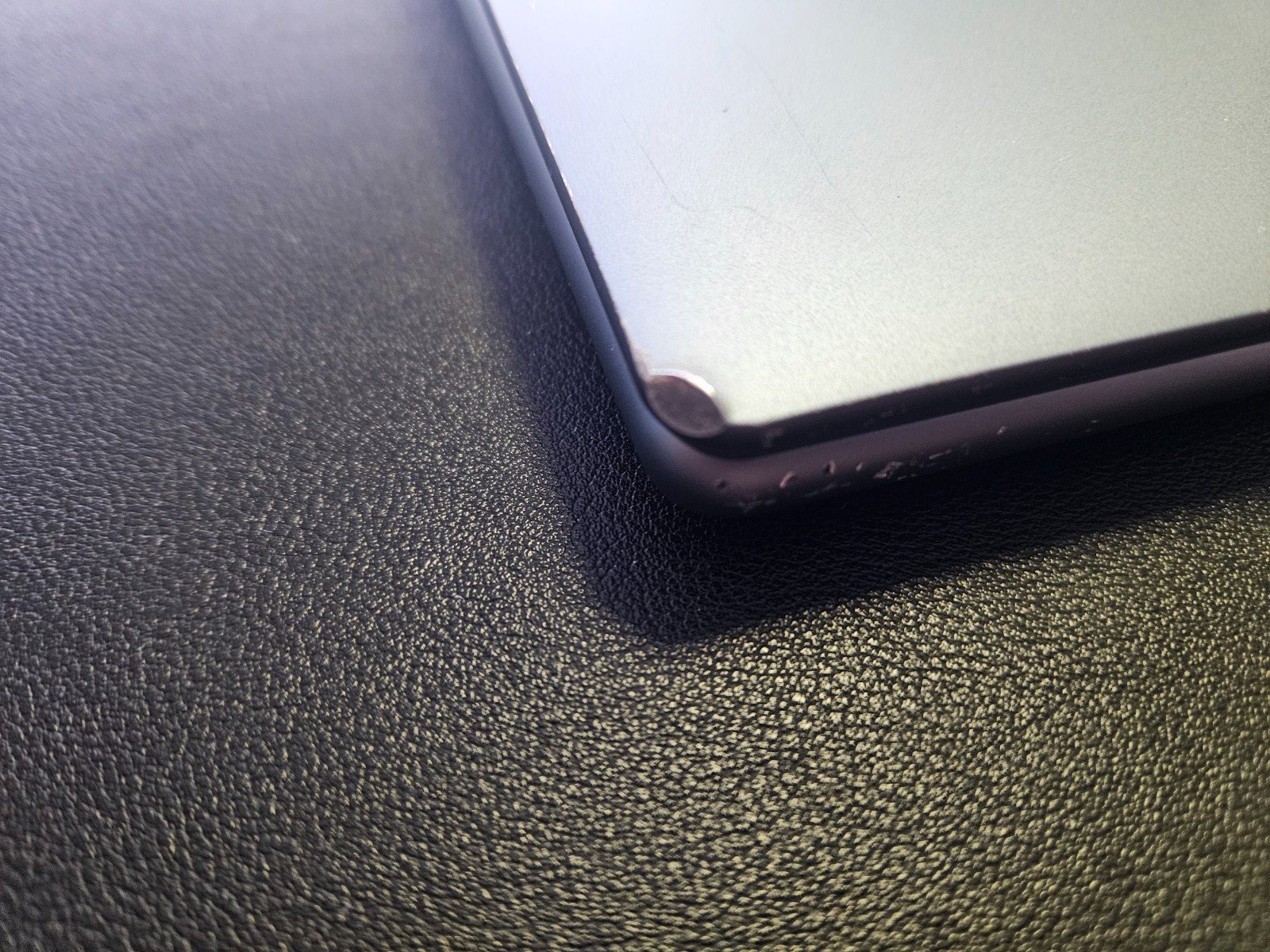 Levono Yoga 7 14IAL7 Laptop 1TB i7 16GB RAM Win11 Pro – Great Condition
