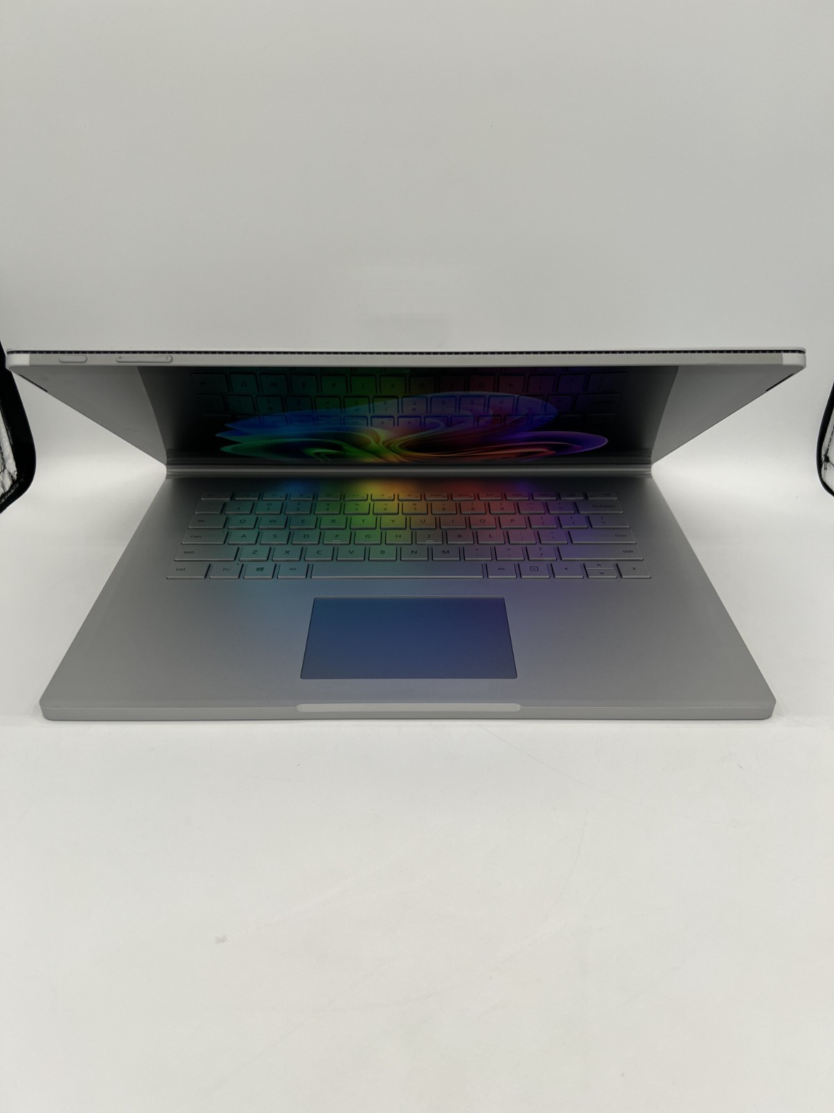 Microsoft Surface Book 3 15″ GTX 1660 Ti i7-1065G7 16GB 256GB SSD Windows 11 Pro