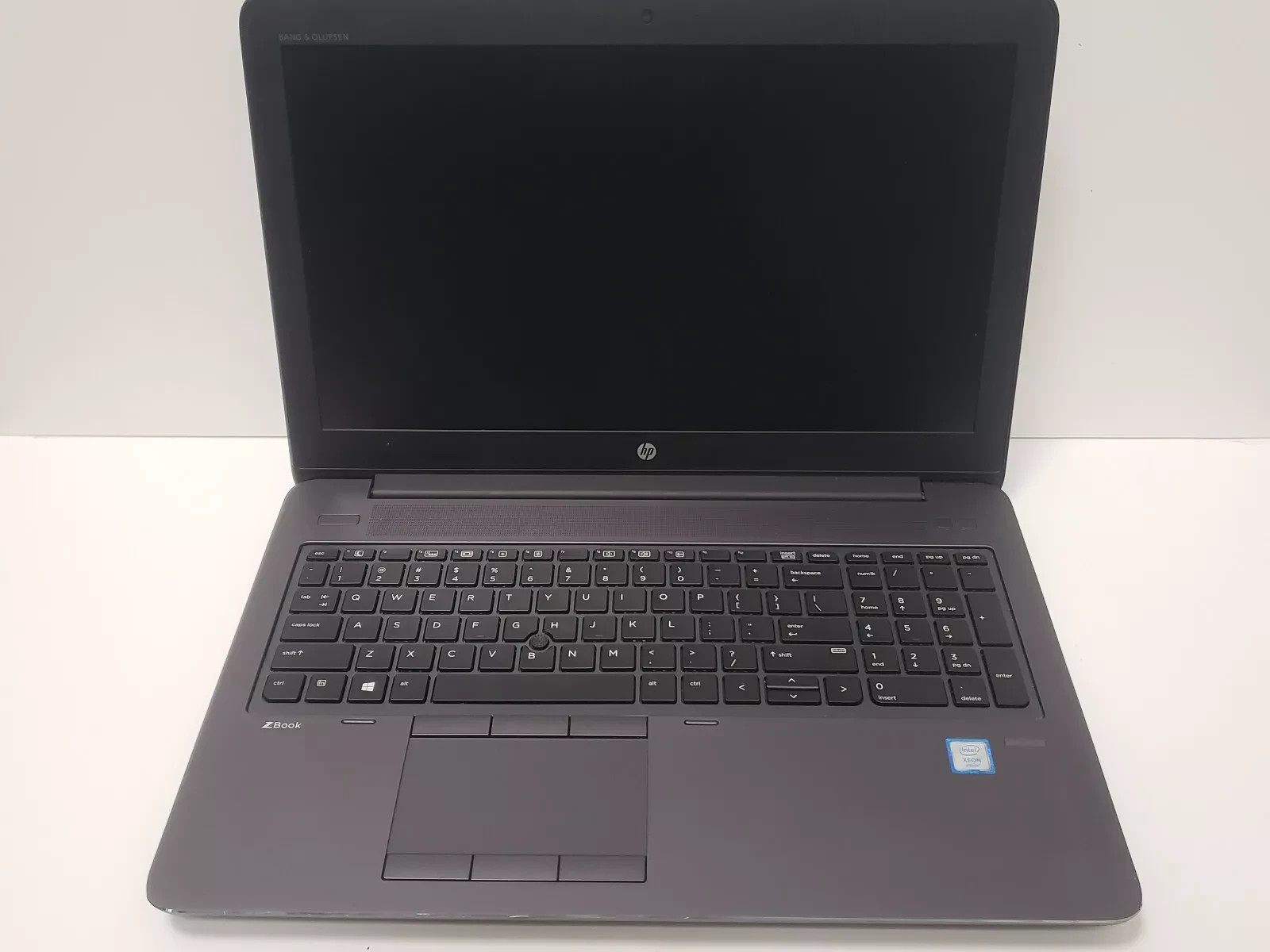 HP ZBook 15 G4 15.6″ Xeon E3-1505M v6 16GB RAM 512GB SSD Quadro M2200 Win 11 Pro