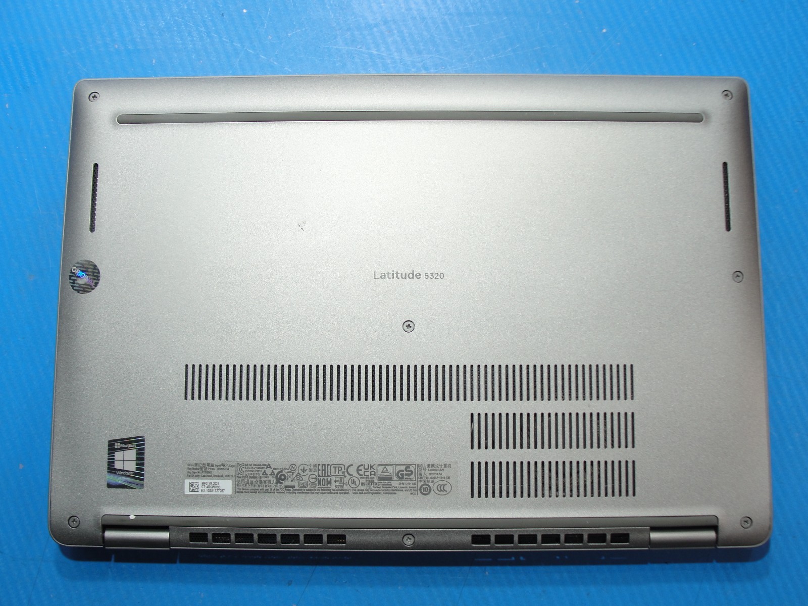 Dell Latitude 5320 13.3”FHD Intel Core i5-1145G7 2.6GHz 16GB RAM 256GB SSD