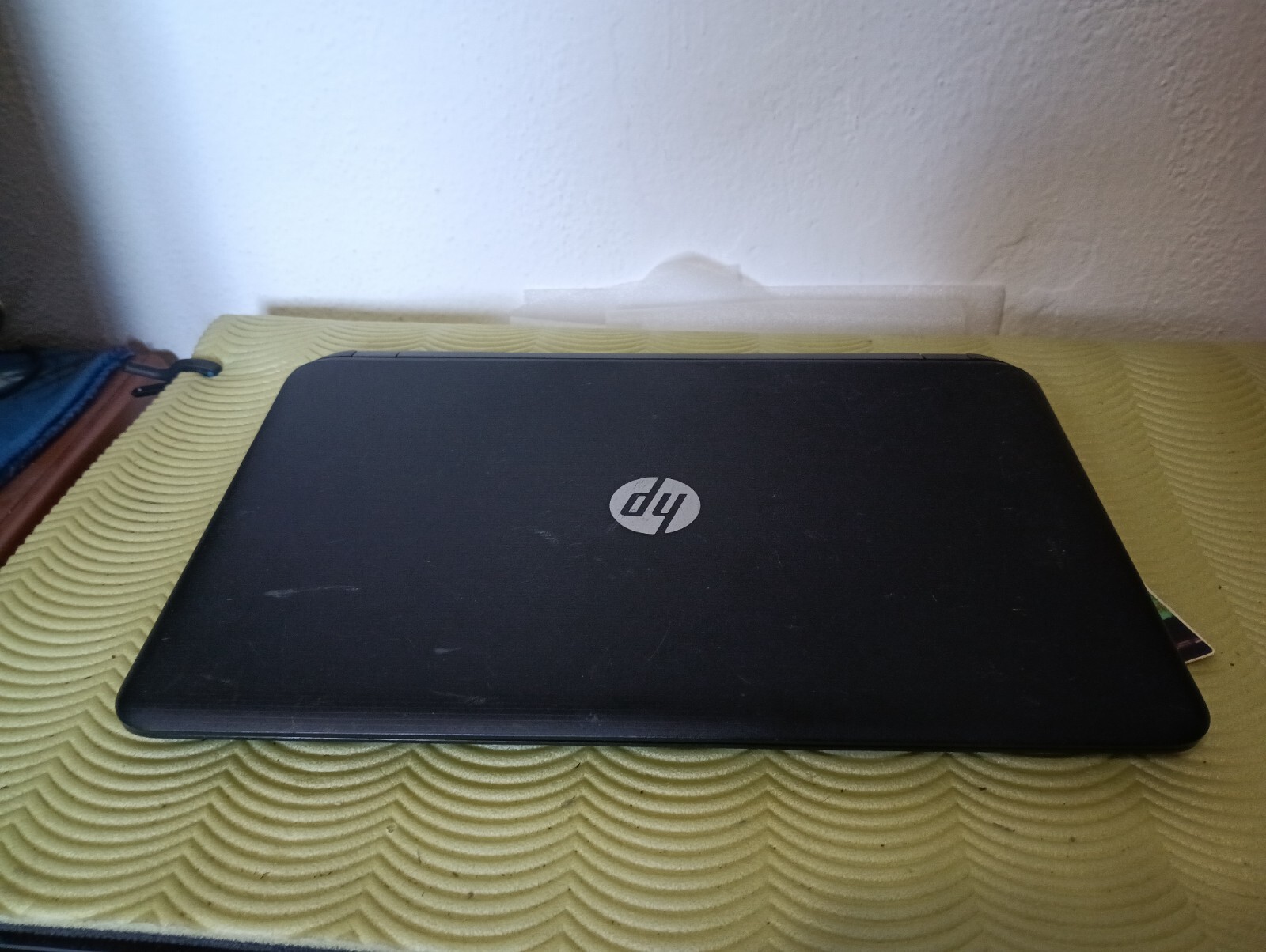 HP pavilion 17-p102ng 8gb 128gb ssd m2 AMD A6-6310 RADEON r4 17.3″ 1600X900