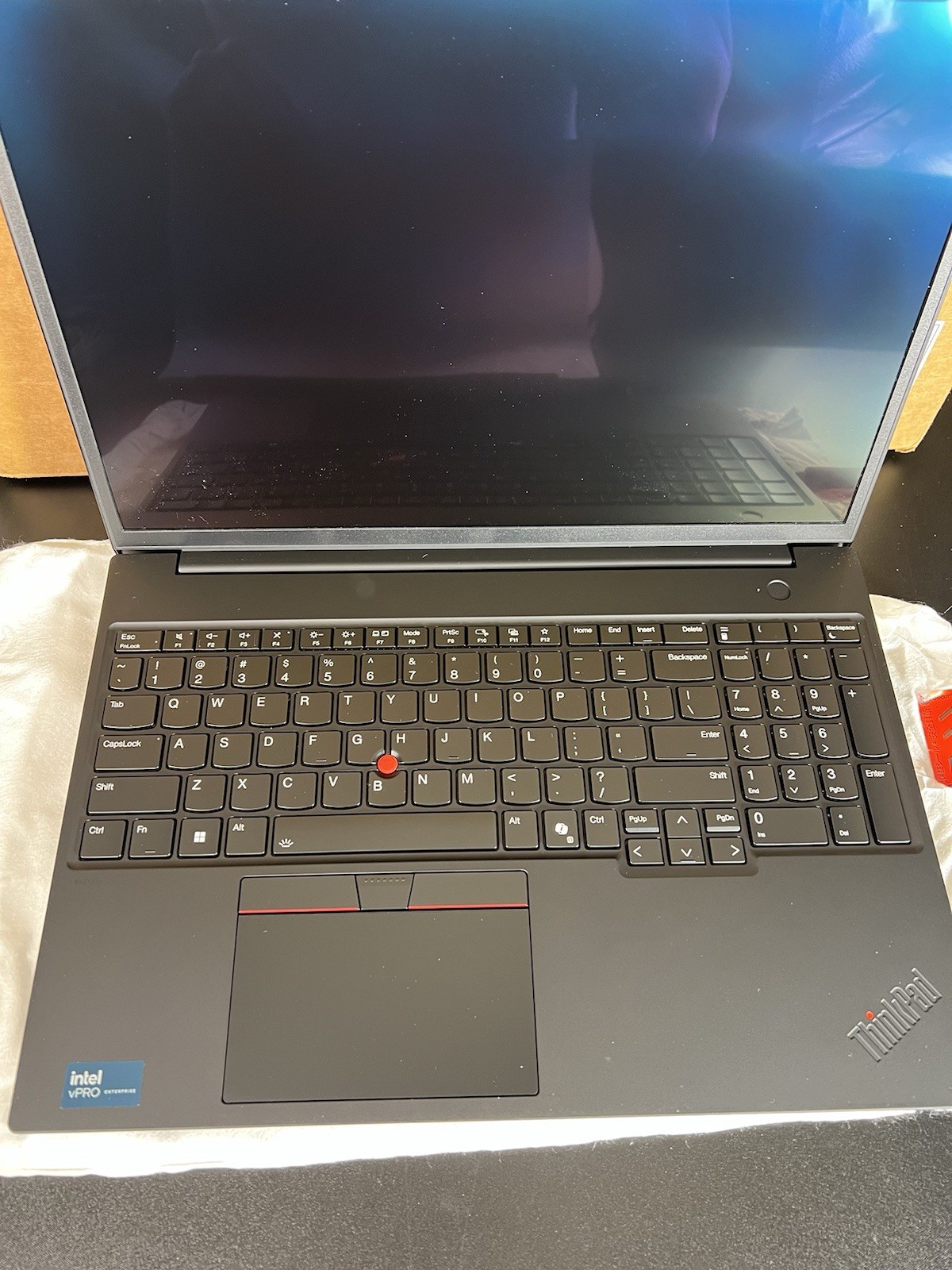 Lenovo – ThinkPad P16s Gen 3 21KS001FUS 16″ Ultra 7 165H vPro Technology – 64G