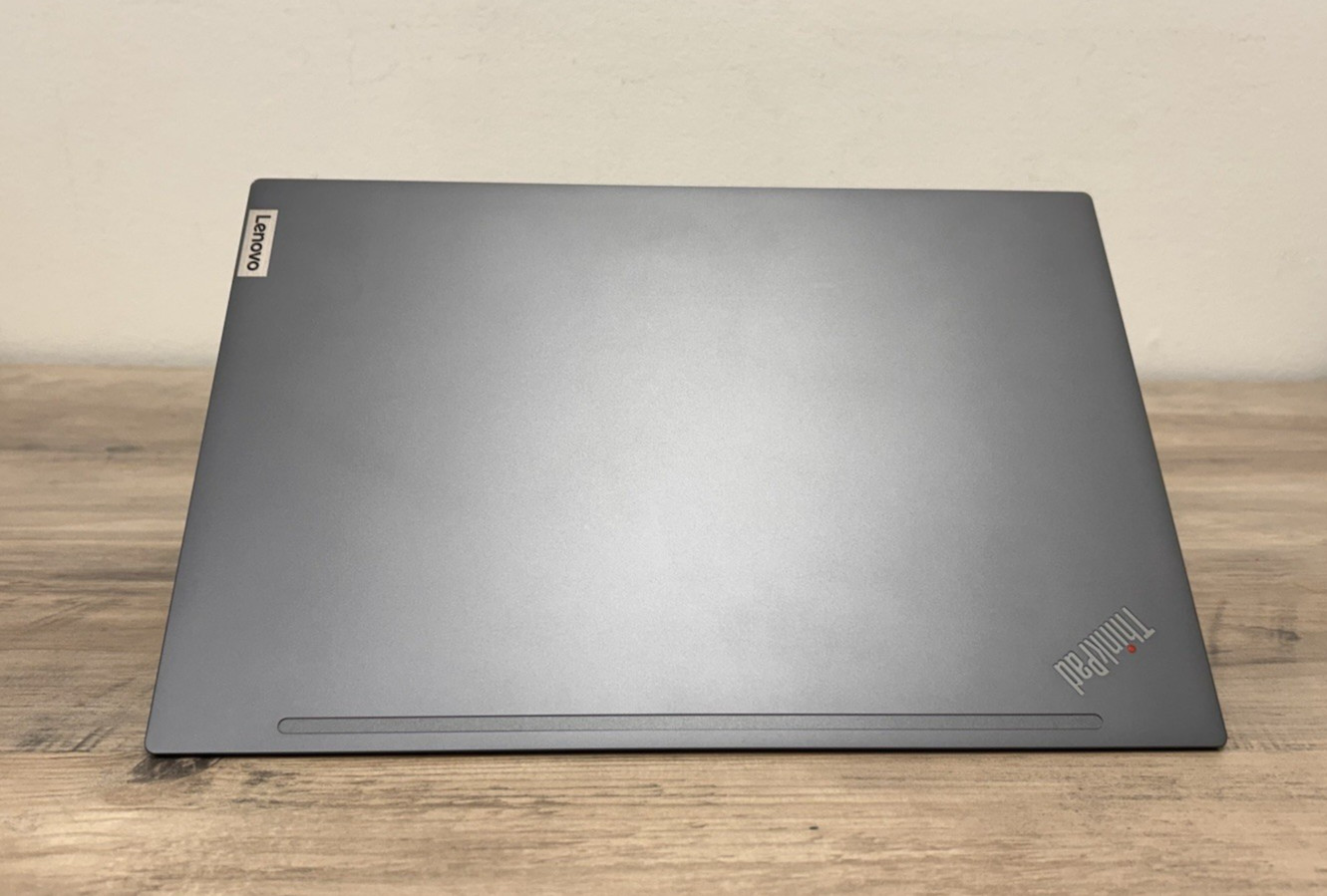 Lenovo ThinkPad T14s Gen 2 Intel Core i5 |20WM005GUS-Touch| 16GB RAM | 256GB SSD