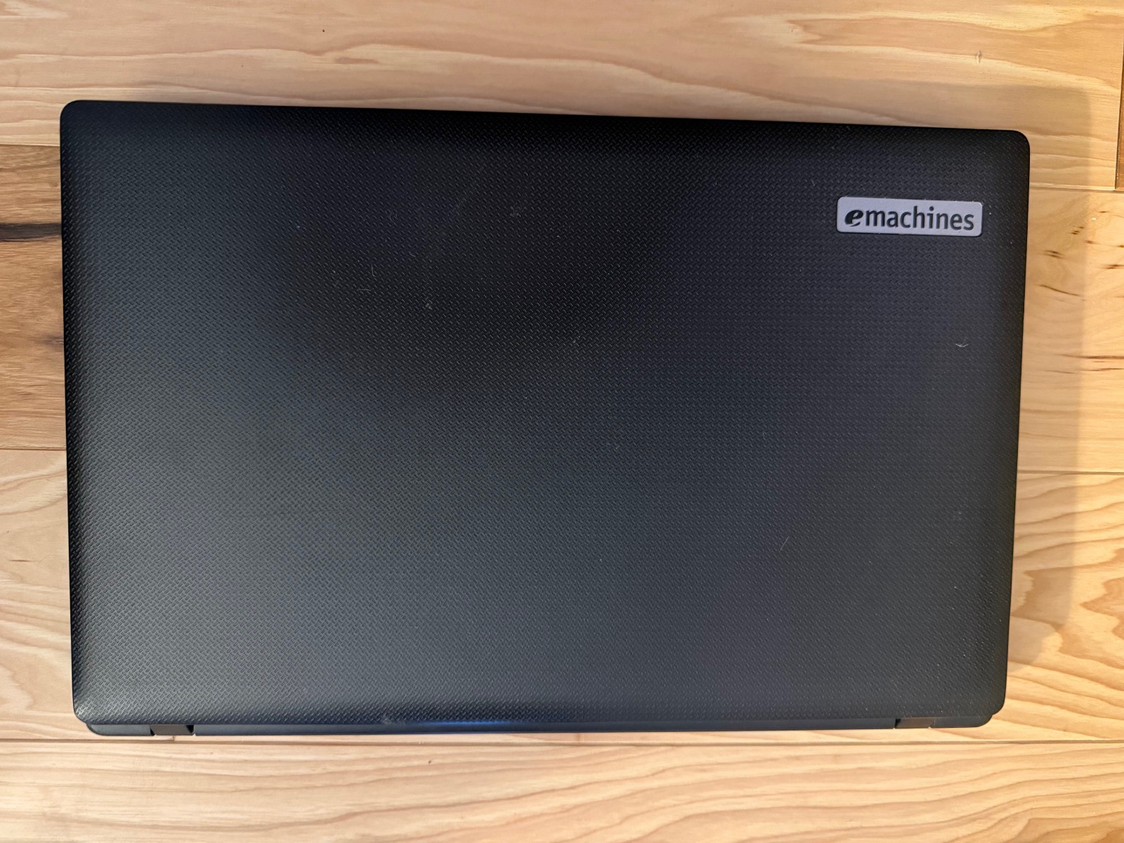 Emachines laptop E442 for parts