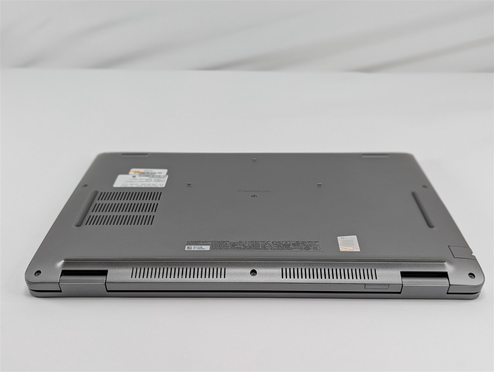 Dell Precision 3560 15.6” i7 1185G7 16GB 256GB SSD Quadro T500 Laptop
