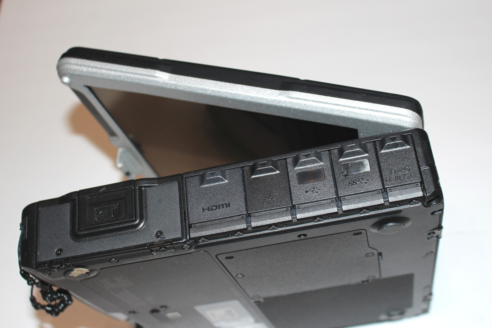 Panasonic CF-31 MK5, i5-5300U@ 2.30GHz✔️16GB✔️1TB SSD✔️WIN10P64B✔️✔️WEBCAM