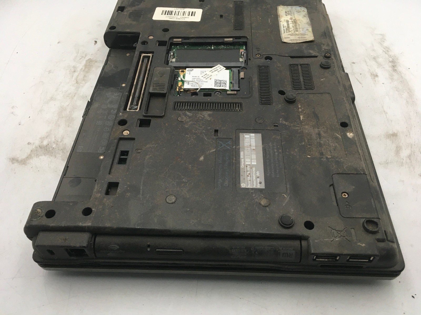 HP COMPAQ 6530B – FOR PARTS/NO LCD POWER – INTEL CORE 2 DUO – NO RAM – READ – BB