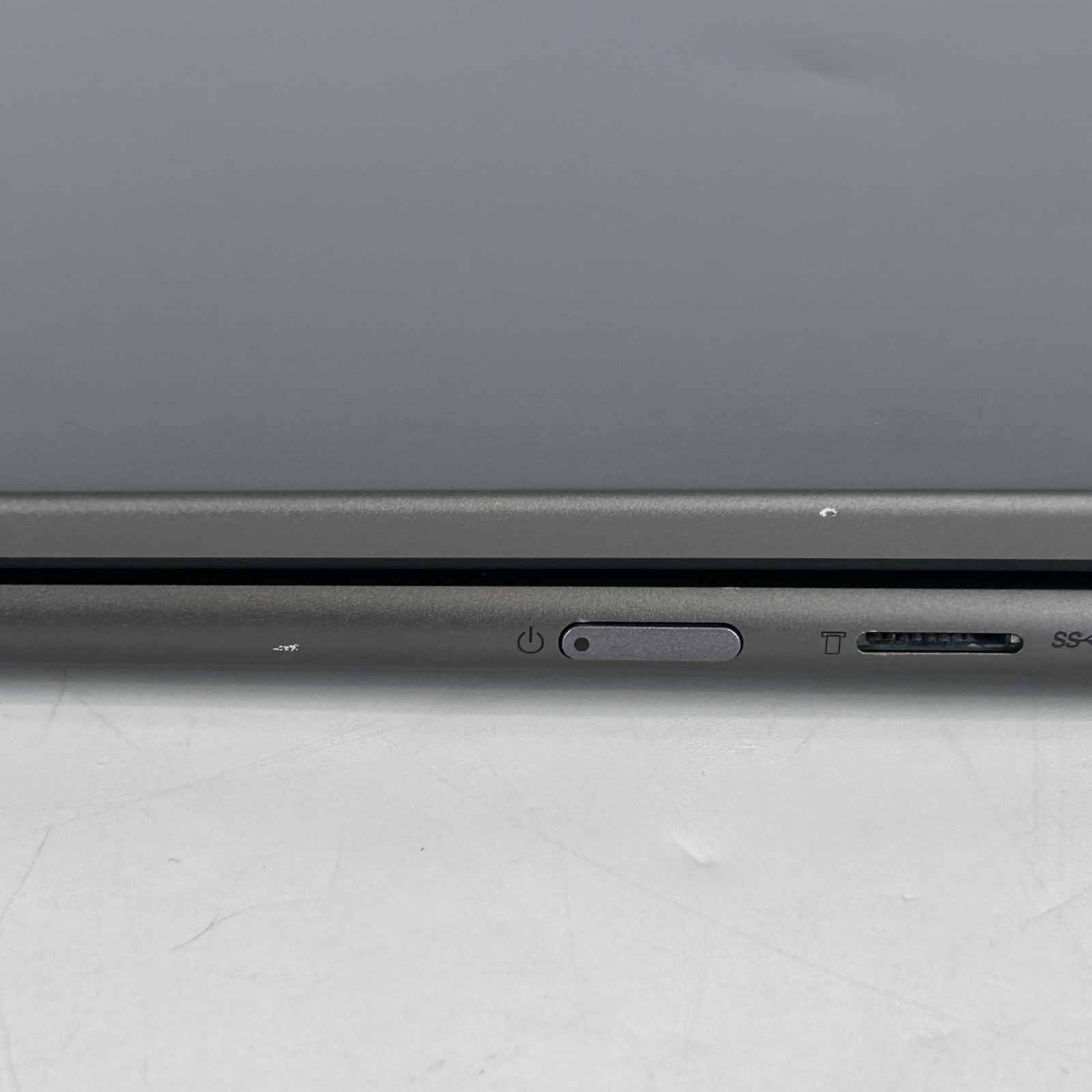 Lenovo Yoga 7i 16 2023 Gray FHD+ TOUCH 1.3 GHz i5-1335U 16GB 512GB SSD Good