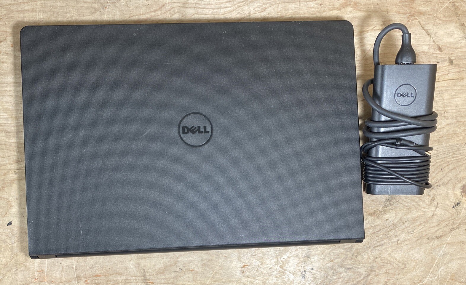 Dell Inspiron 5566 15.6″ i3-7100U @2.4GHz | 6GB | 240GB SSD | Touchscreen | W10H