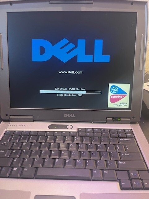 Dell Laptop Windows XP Pro 32 bit-Parallel port-9 pin Serial Port-RS232- and ac