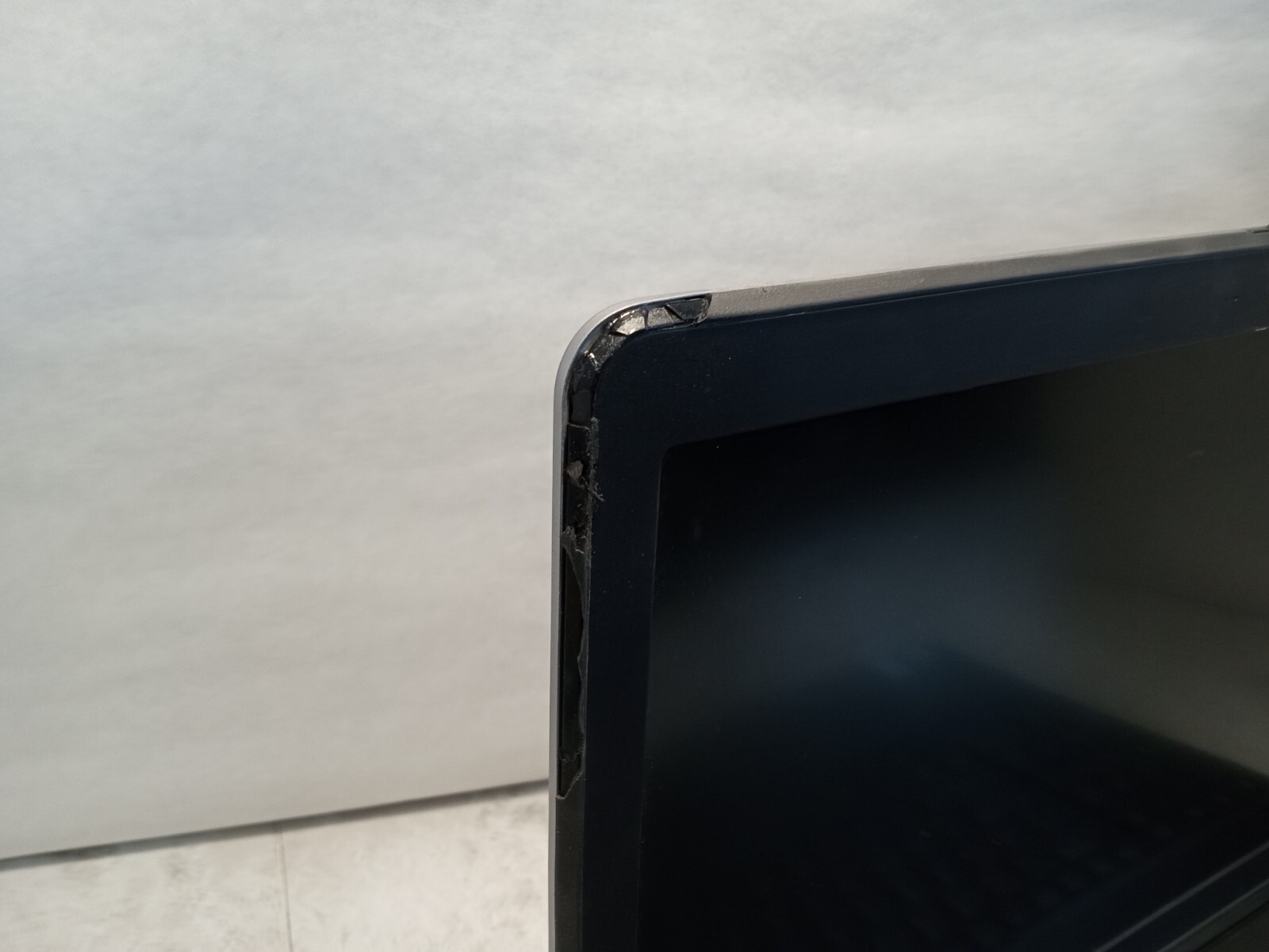 Dell Latitude e6540 15″ Laptop Intel i7-4610M 8GB RAM Radeon 8790M -READ -RR
