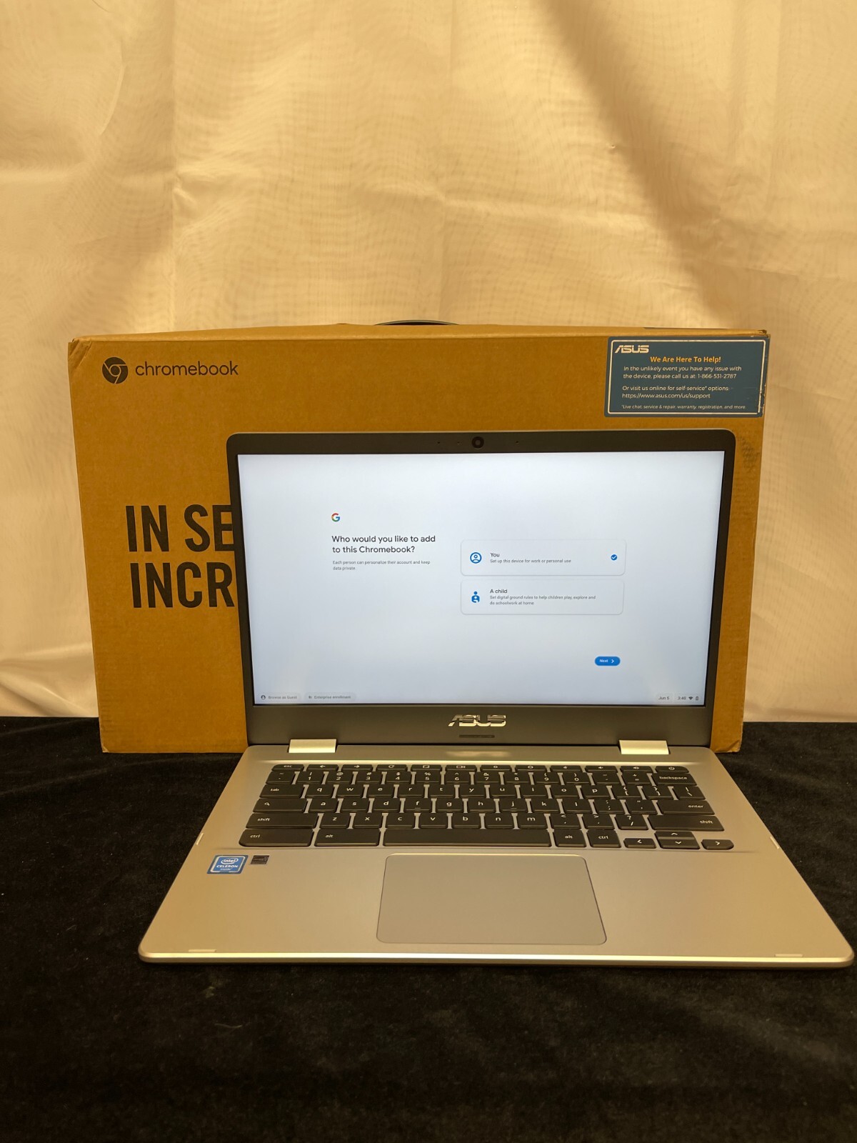 Asus Chromebook C424M Silver 128GB Storage 4GB RAM Integrated 14″ Screen Laptop