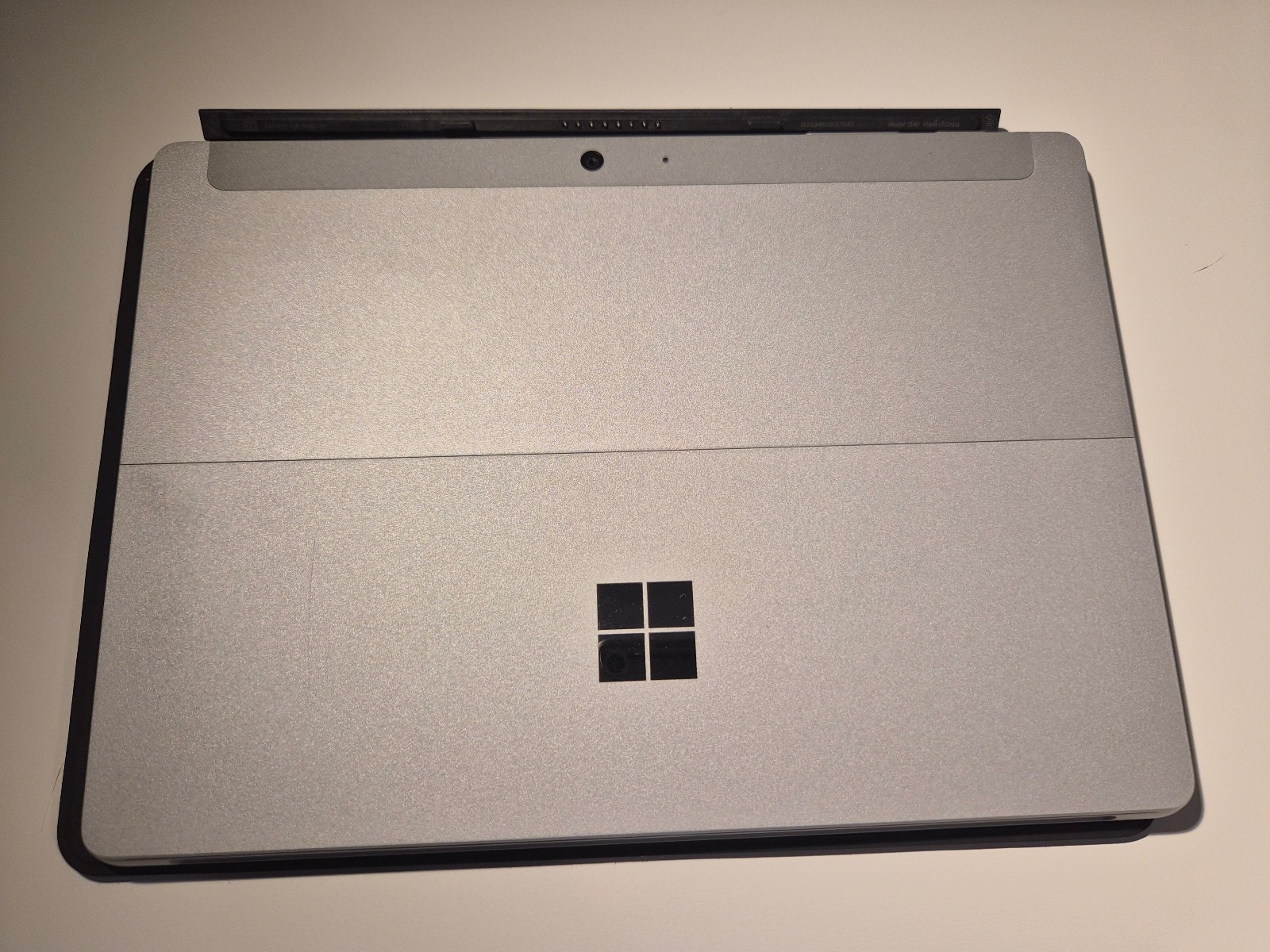 Microsoft Surface Go 2 1927 (10.5″, LTE, Intel m3 8100Y, 8GB, 256GB)