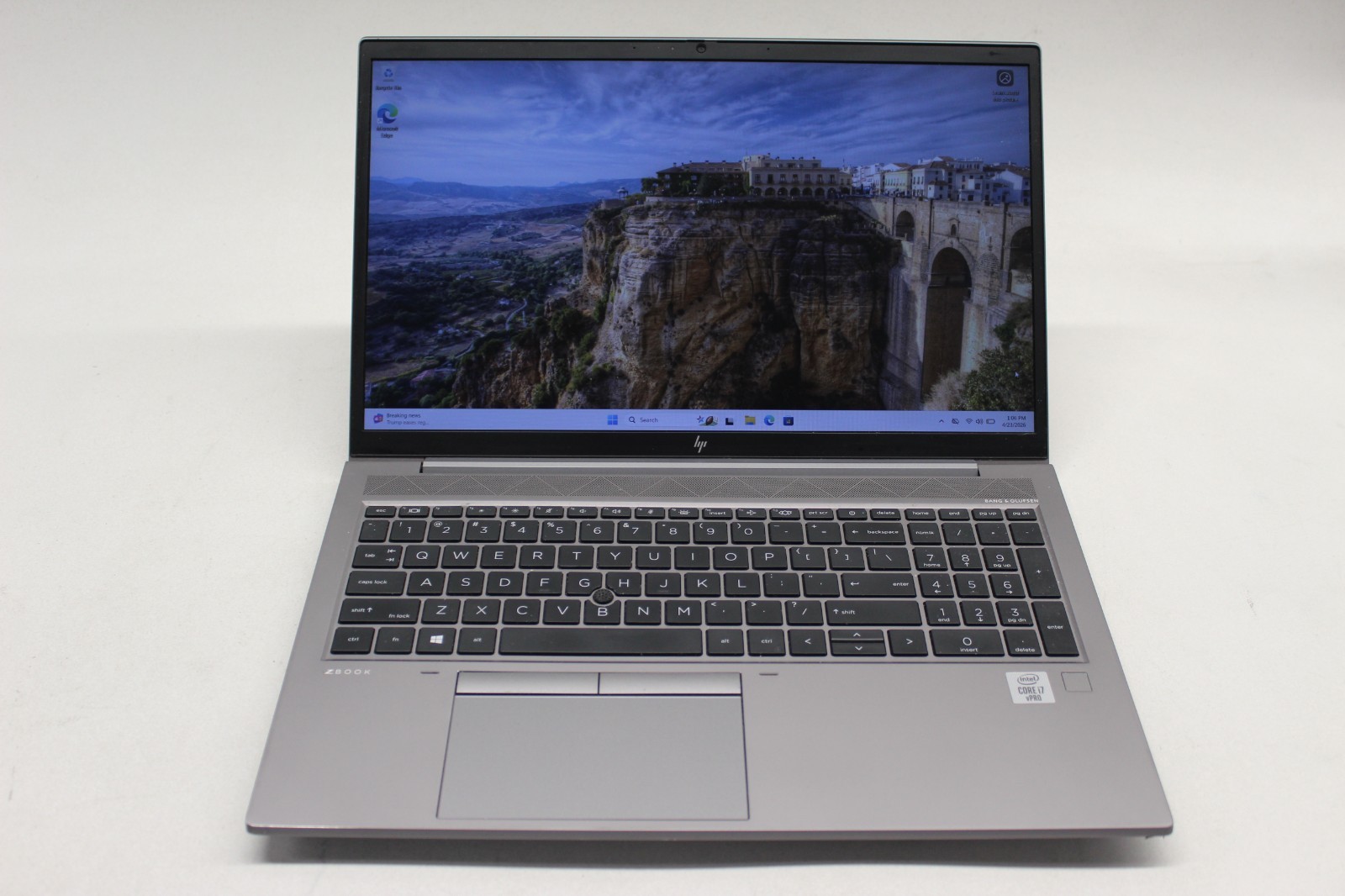 HP ZBook Firefly 15G7 Mobile WS I7-10610U 256GB NVME 16GB DDR4 Nvdia* See Desc