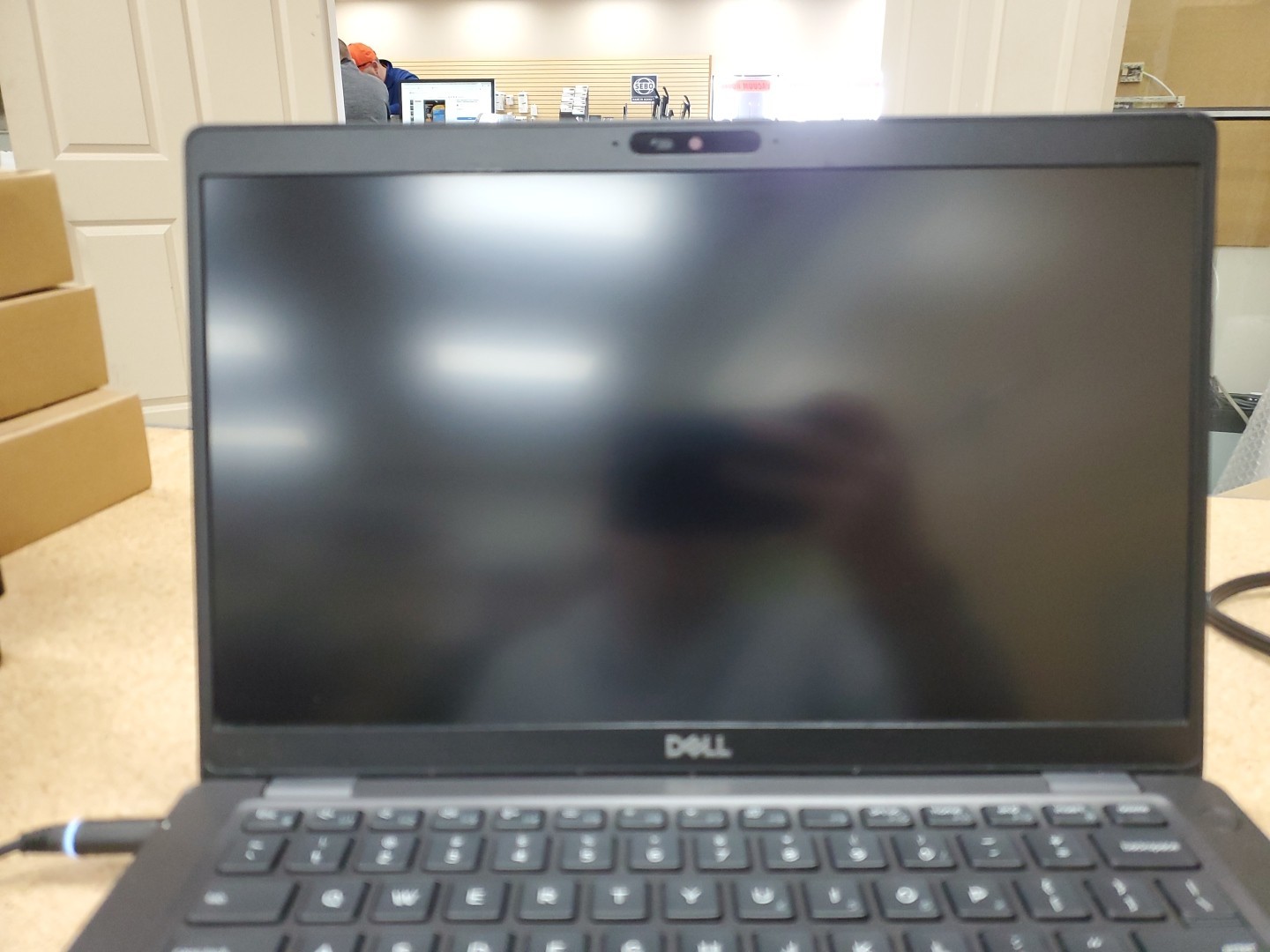 Dell Latitude 5400 Intel Core i5-8365U 16GB RAM 256GB SSD 042826-3