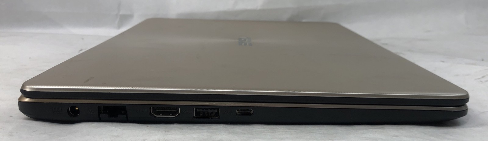 Asus Vivobook 15, AMD A9-9420 Radeon R5 @3.0 GHz, 8GB RAM, 1TB HDD, Windows 10