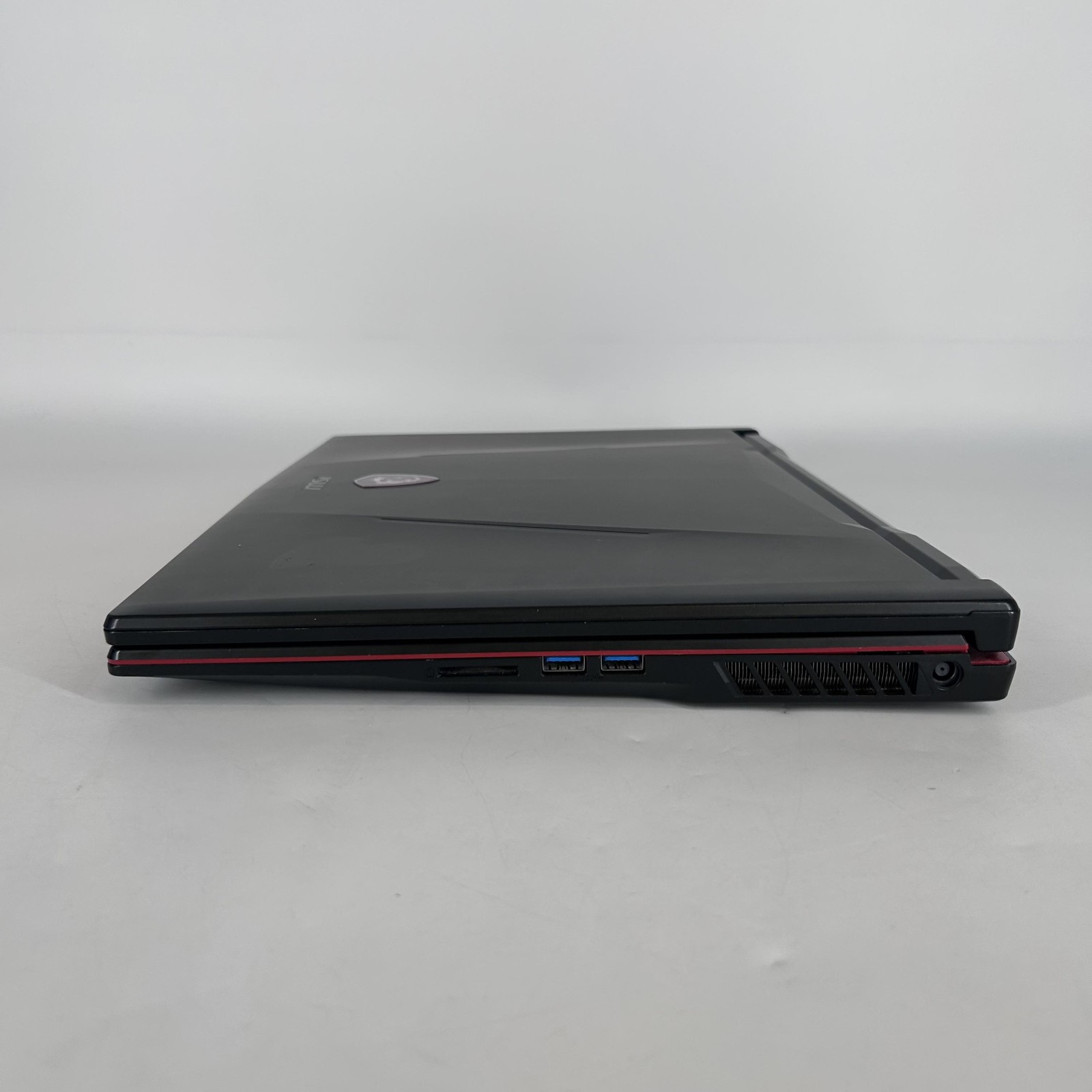 MSI Pulse GL73 16 FHD i7-8750H 2.20GHz 16GB 128GB SSD/1TB HDD GTX 1050 Ti Good