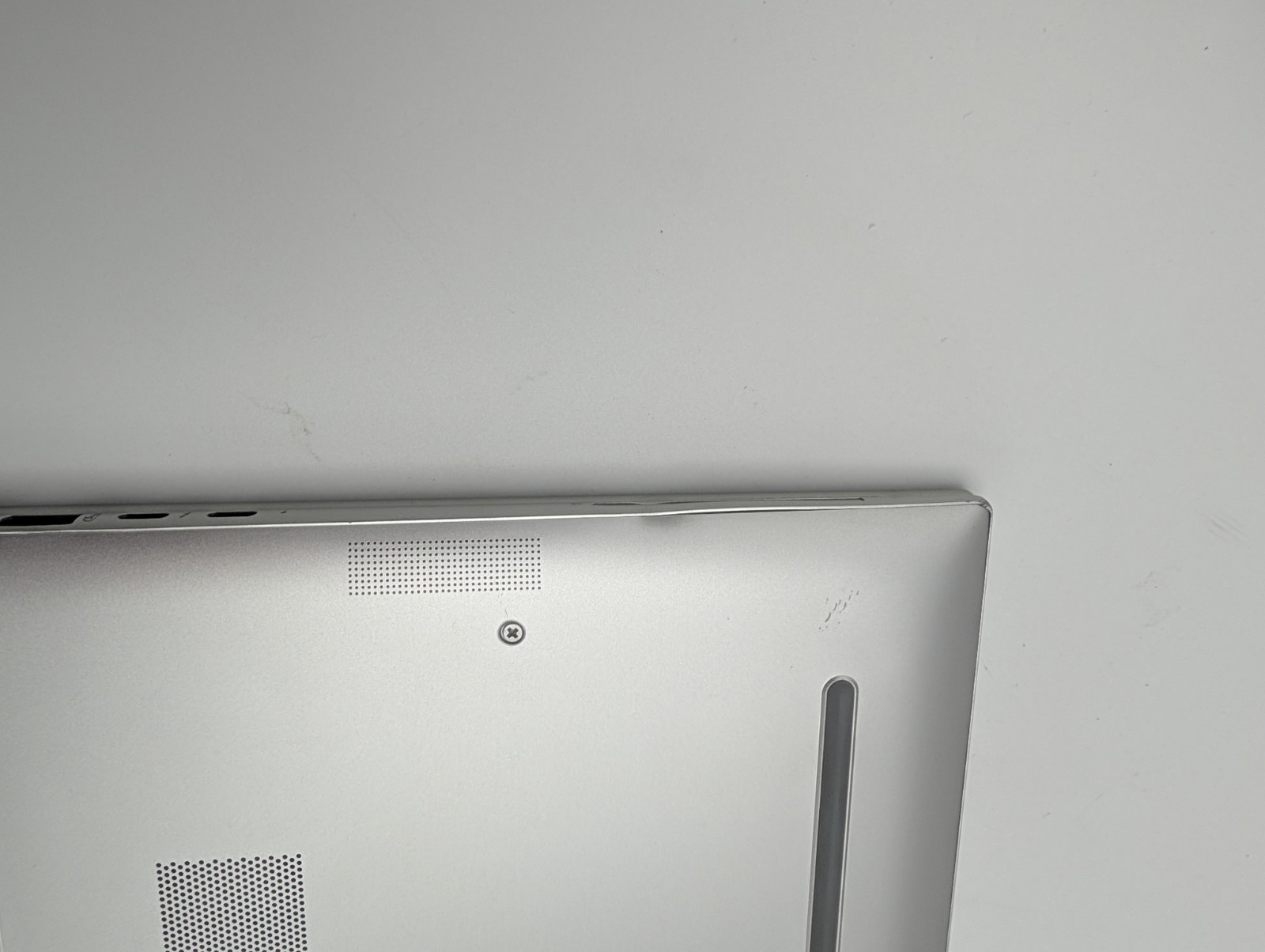 HP EliteBook 840 G11 14″ Core Ultra 7 155U 1.7GHz 16GB RAM 512GB SSD Read Desc..