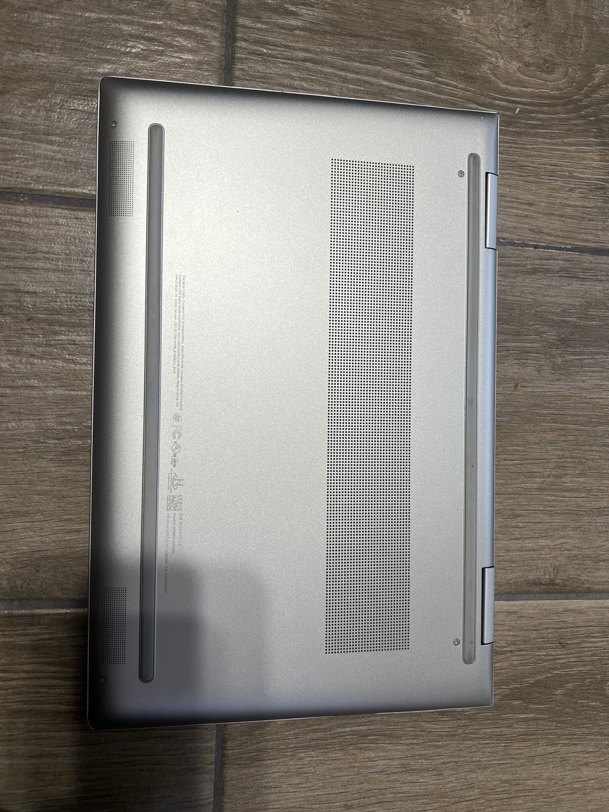 HP Envy x360 14-es1023dx 14″ 16gb 512gb SSD Core 7 150u 5.4GHz Win11h