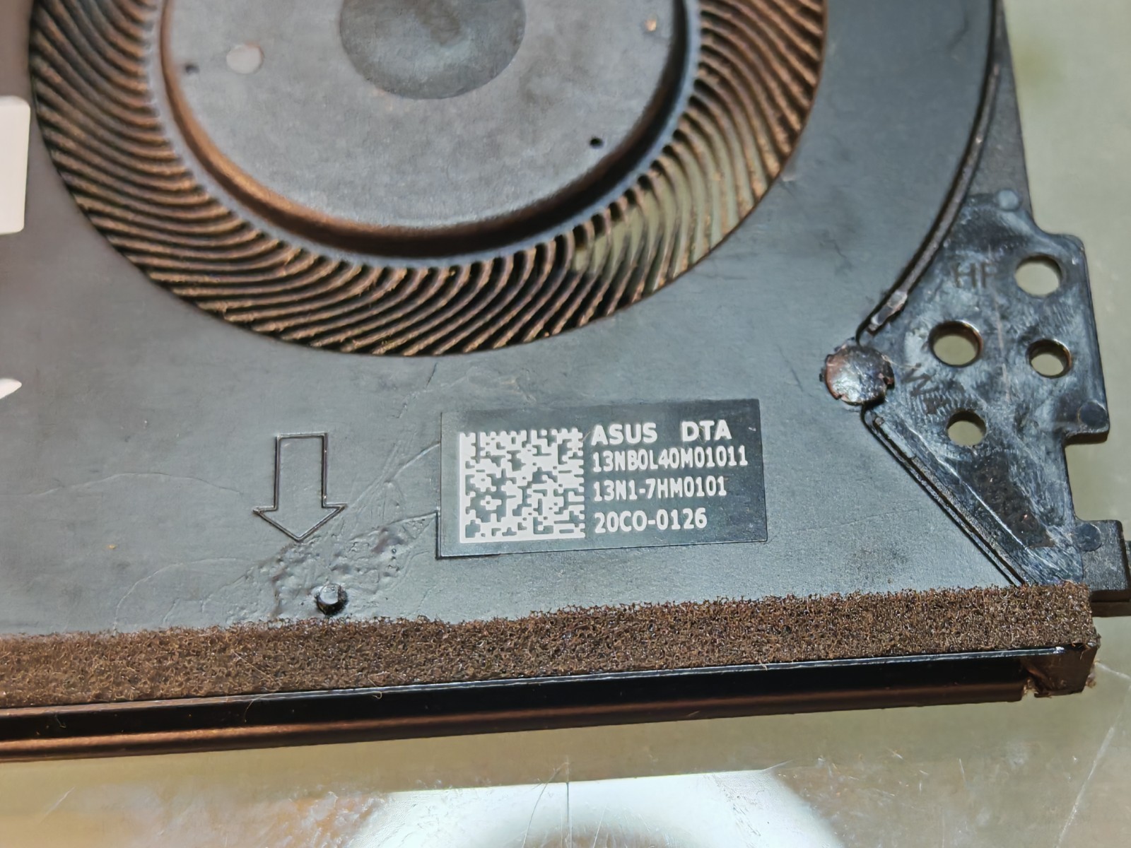 ASUS VIVOBOOK 17 X712 M710 X512 F512 FAN FAN 13N1-7HM0101 13B0L40M01011