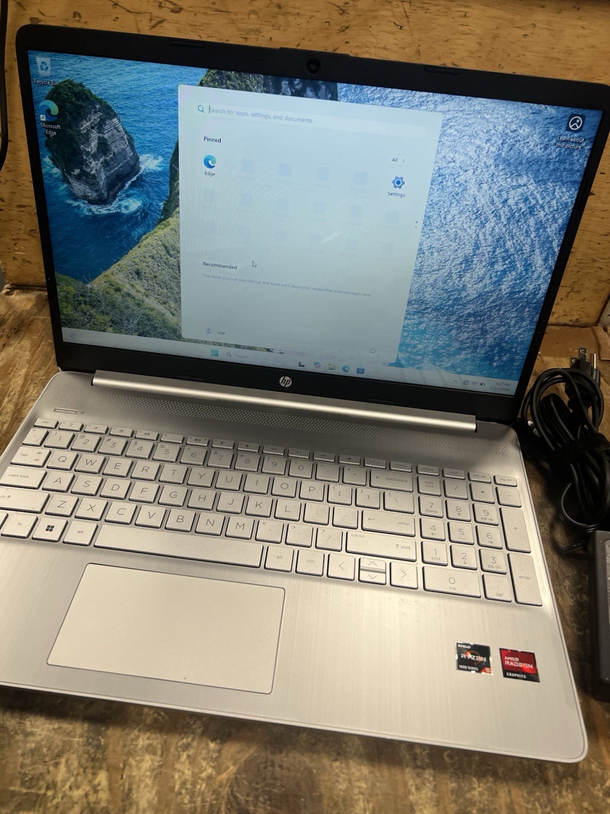 HP 15 inch Laptop, HD Display, AMD Ryzen 5 5500U, 32 GB RAM, 256 GB SSD Win 11