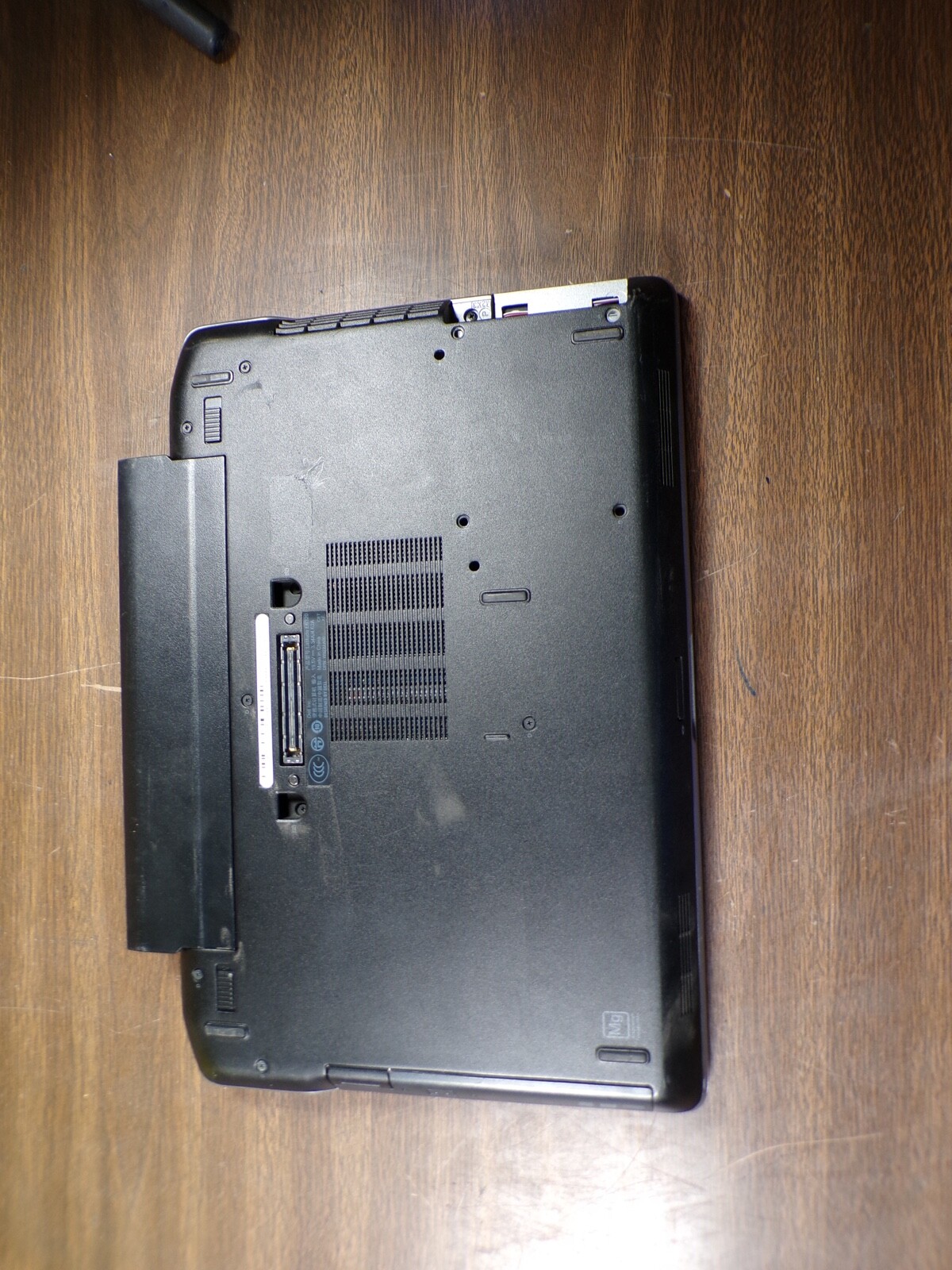 DELL LATITUDE E6320 INTEL i5-2520M 2.5GHZ 4GB RAM **NO HD/ NO CADDIE/ NO OS