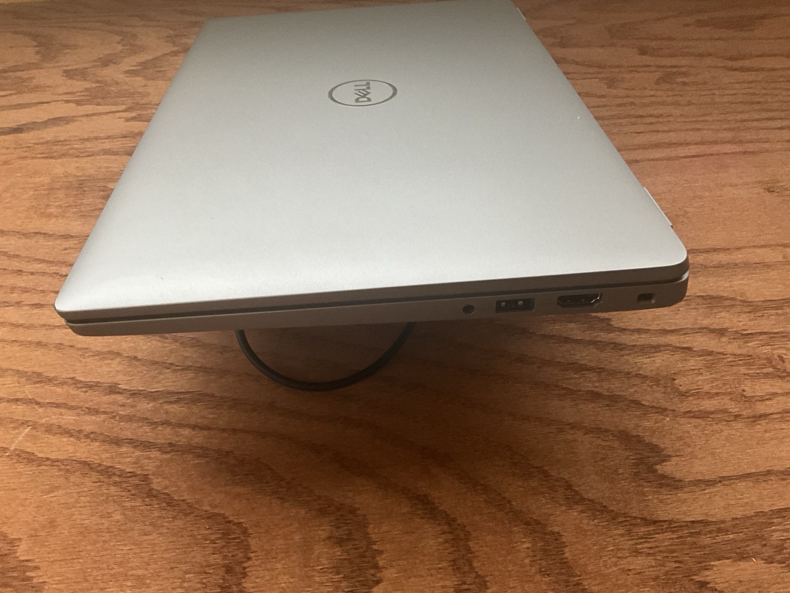 Dell Latitude 5450 Ultra 5 135U 1.6GHz 16GB DDR5 256GB SSD WIN11PRO 14″ Laptop
