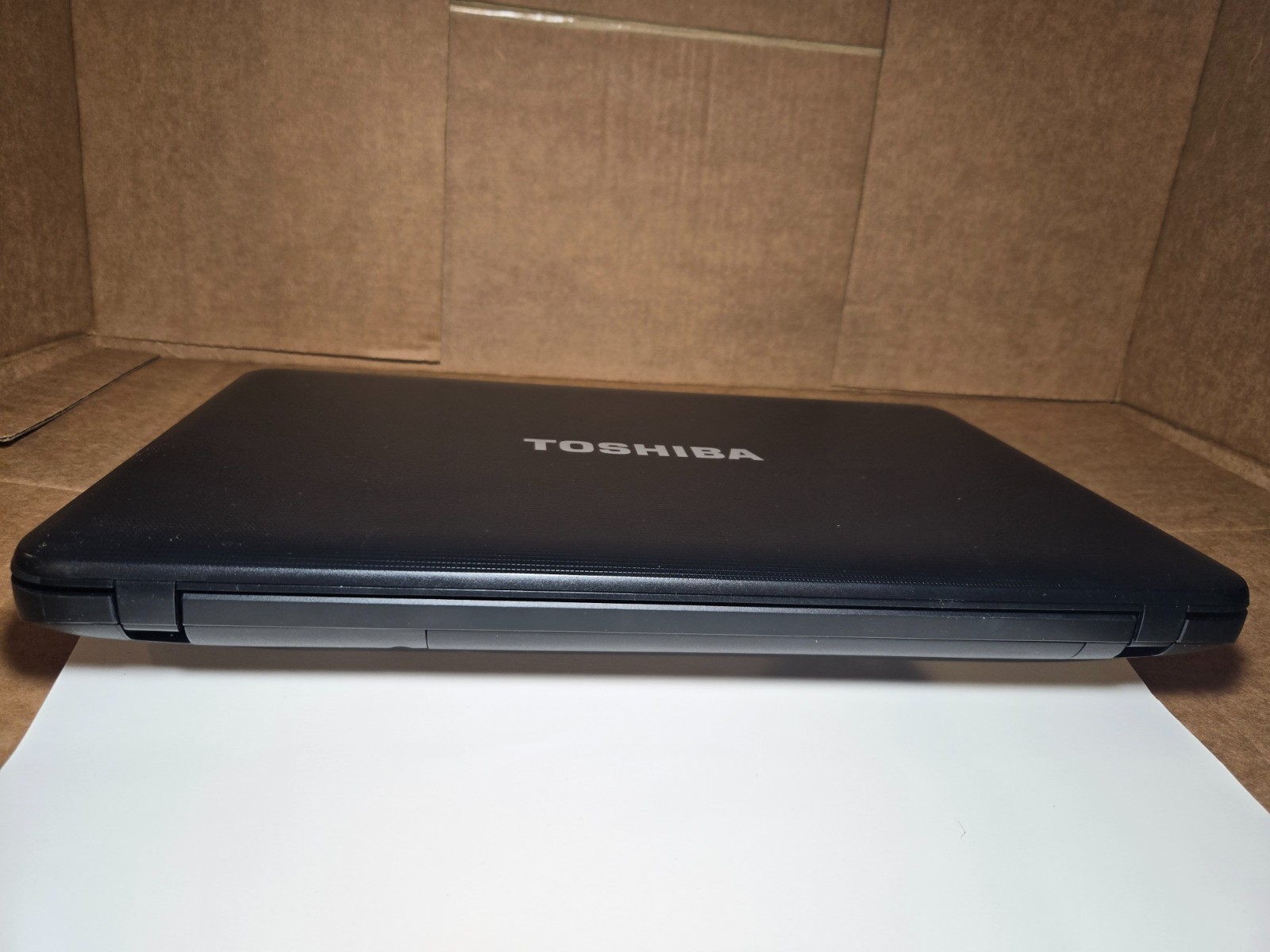 Toshiba Satellite C850- Intel 8GB DDR3 320Gb Laptop Computer