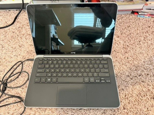 Dell XPS 13 L321X 13″ Intel Core i5 2nd Gen 1.6ghz 4GB RAM 128GB SSD
