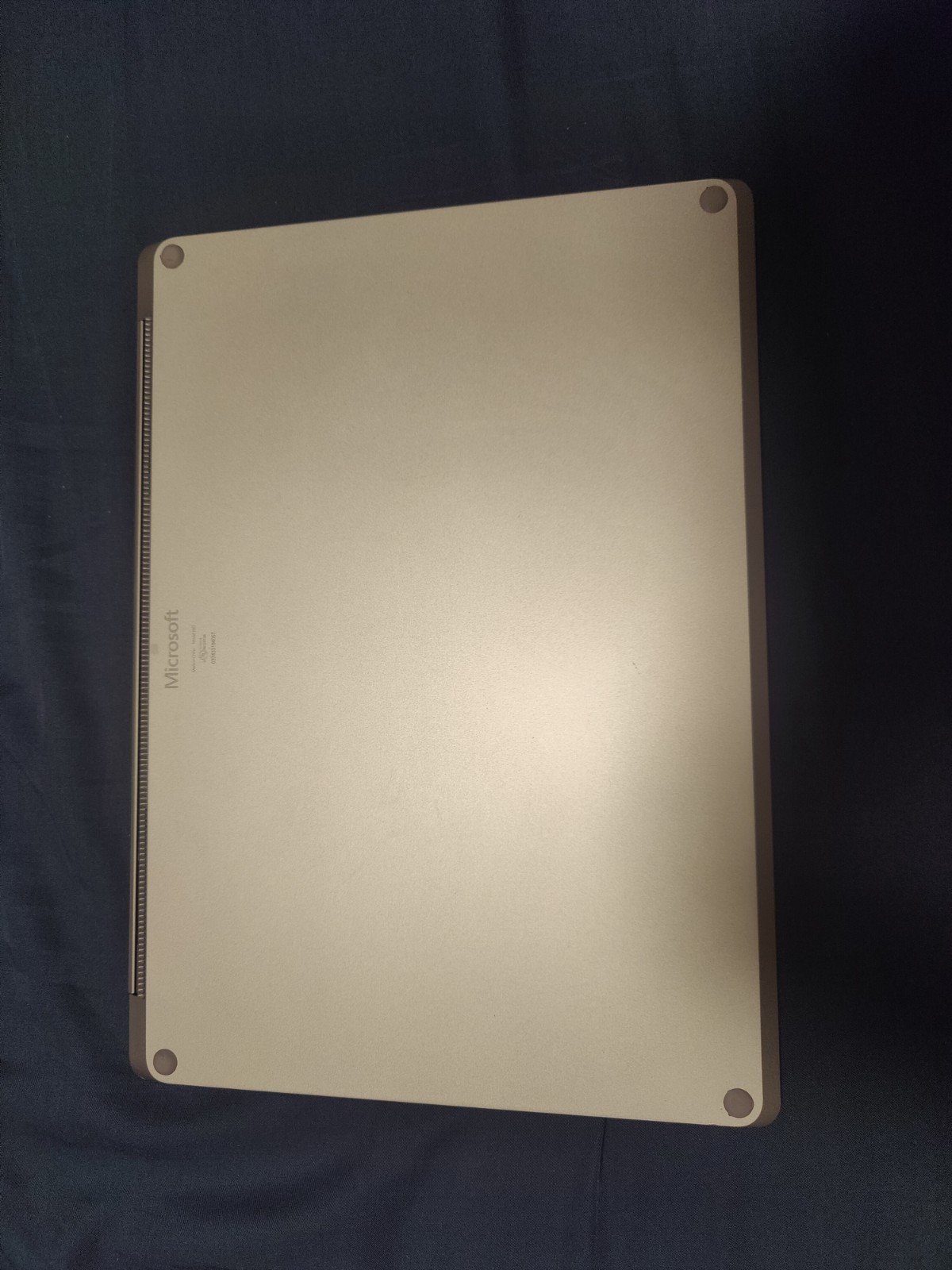 Microsoft Surface Laptop 3 13.3″ i7-1065G7 16GB RAM 256GB SSD