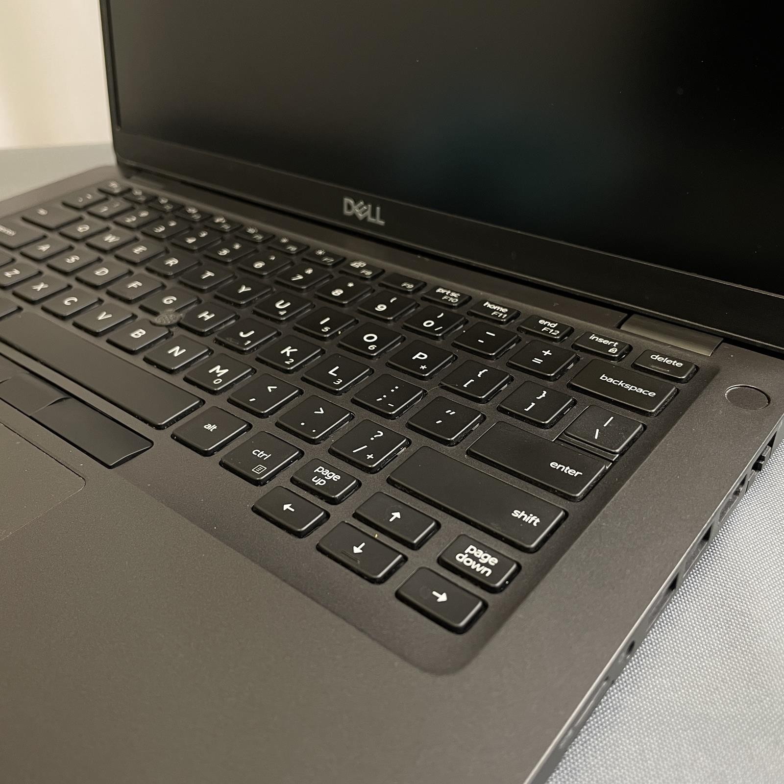 Dell Latitude 5401, Core i7-9850H 16 GB 512GB NVMe, MX150, W11 | Grade B, Ex Bat