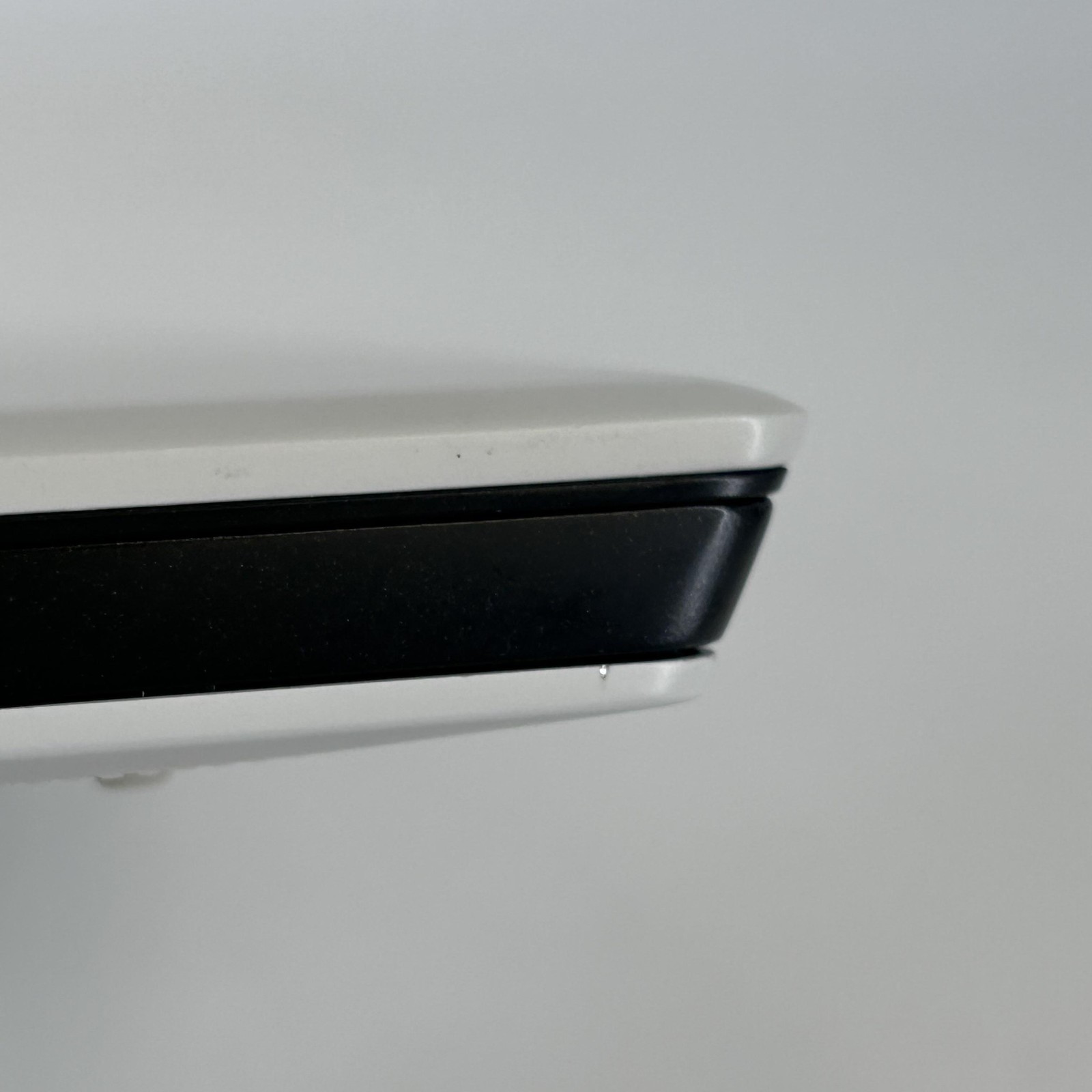 Dell Alienware X17 R1 120Hz 4K i9-11980HK 2.60GHz 64GB 1TB RTX 3080 BENT FRAME