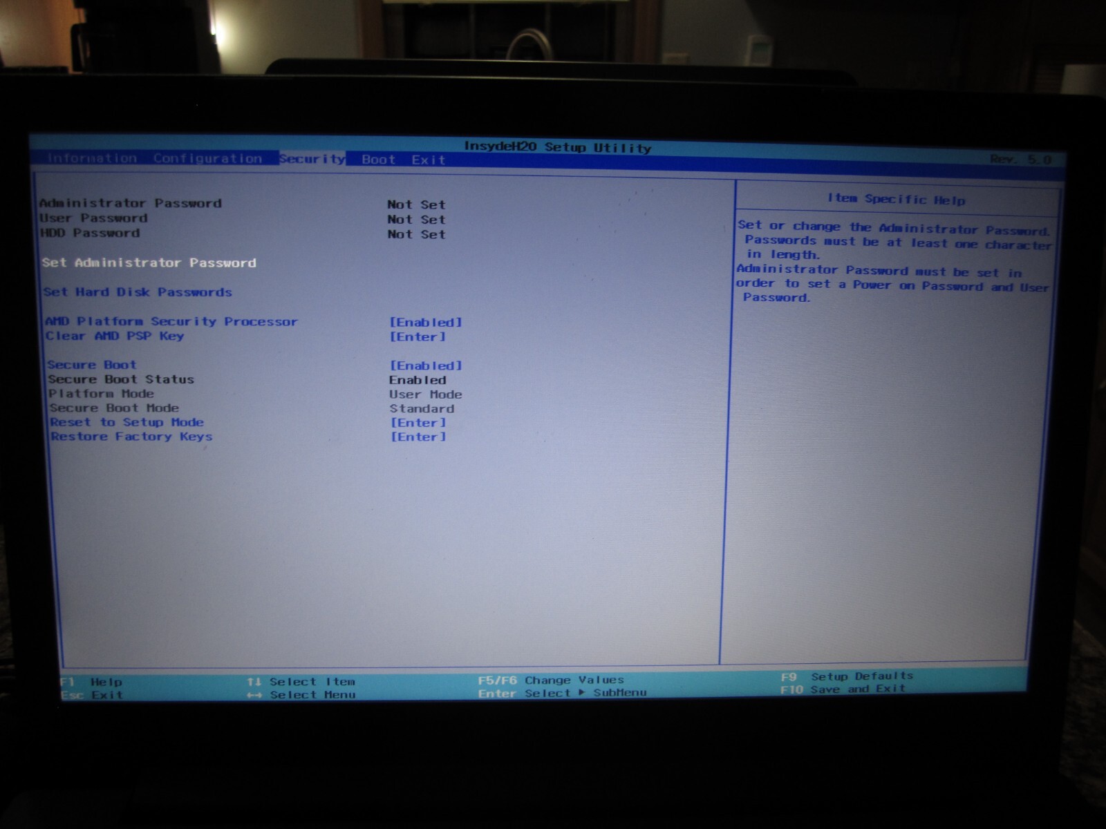 Lenovo IdeaPad 130-15AST 15.6″ 1TB SSD 8GB RAM 2.6 GHZ WIN 10 HOME