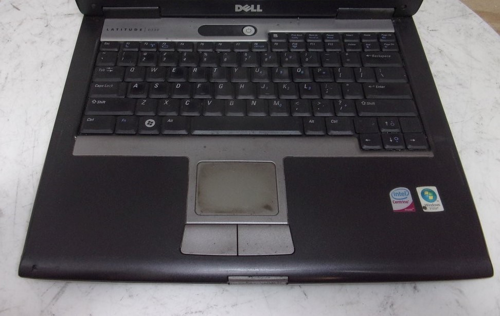 DELL LATITUDE D530 PP17L Laptop Intel CORE2 DUO T7250 2GB SEE NOTES
