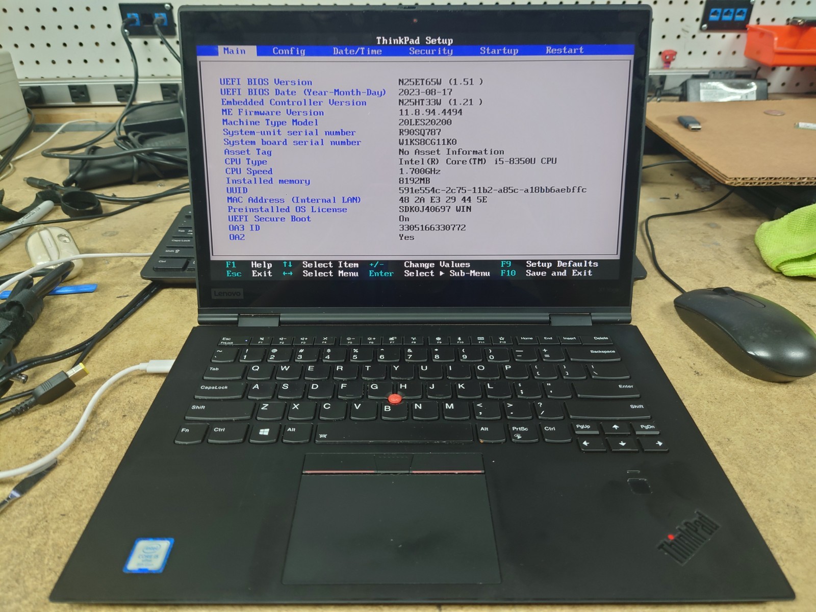 Lenovo ThinkPad X1 Yoga 3rd Gen 14″ FHD i5-8350U 8GB RAM 256GB SSD No OS
