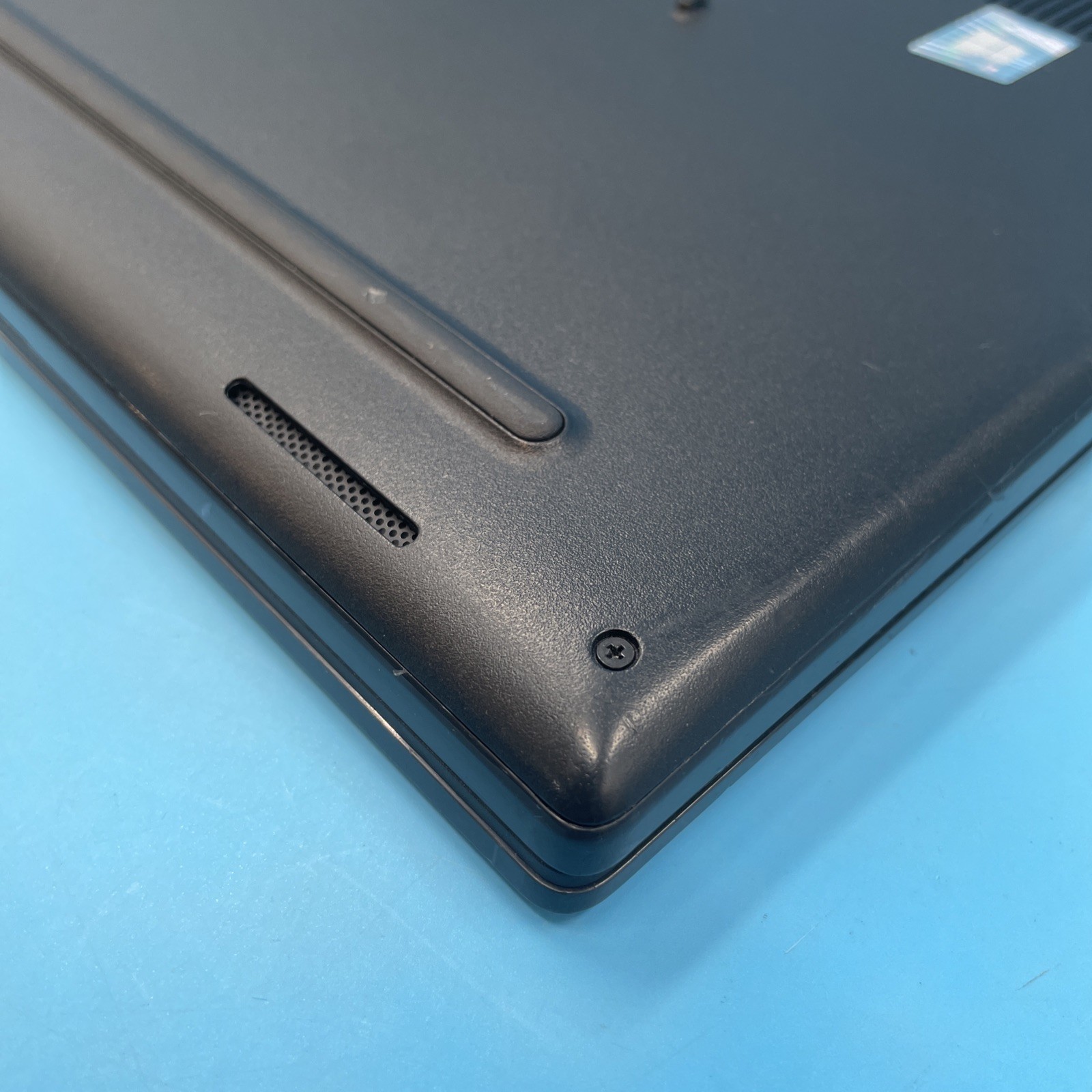 Dell Latitude 3420 | i5-1135G7 | 8GB RAM | 256GB SSD | WIN 11 PRO | 75% BATT