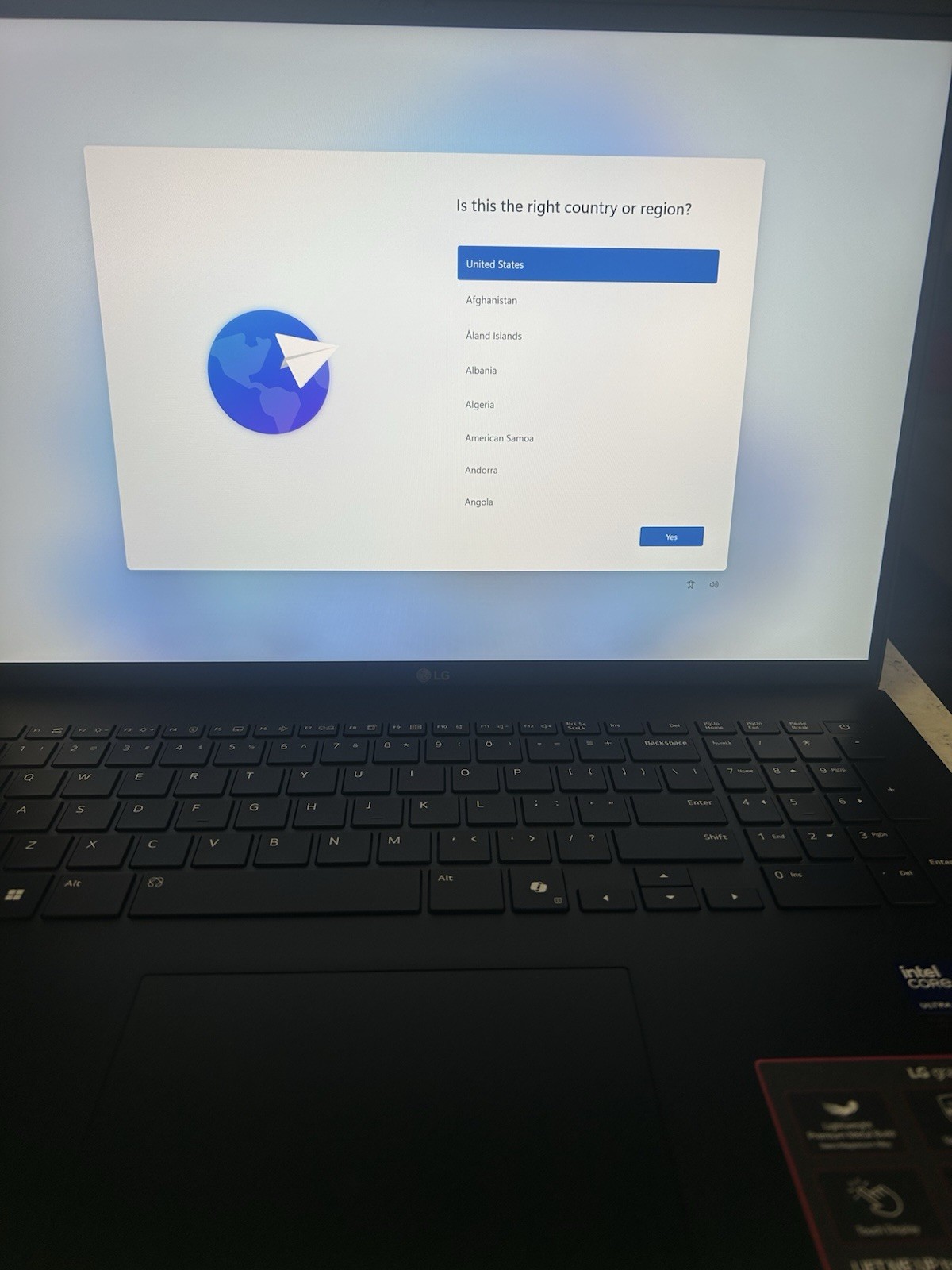 LG gram Intel Core Ultra 9 17in+ Touchscreen Laptop Intel Arc Graphics Black