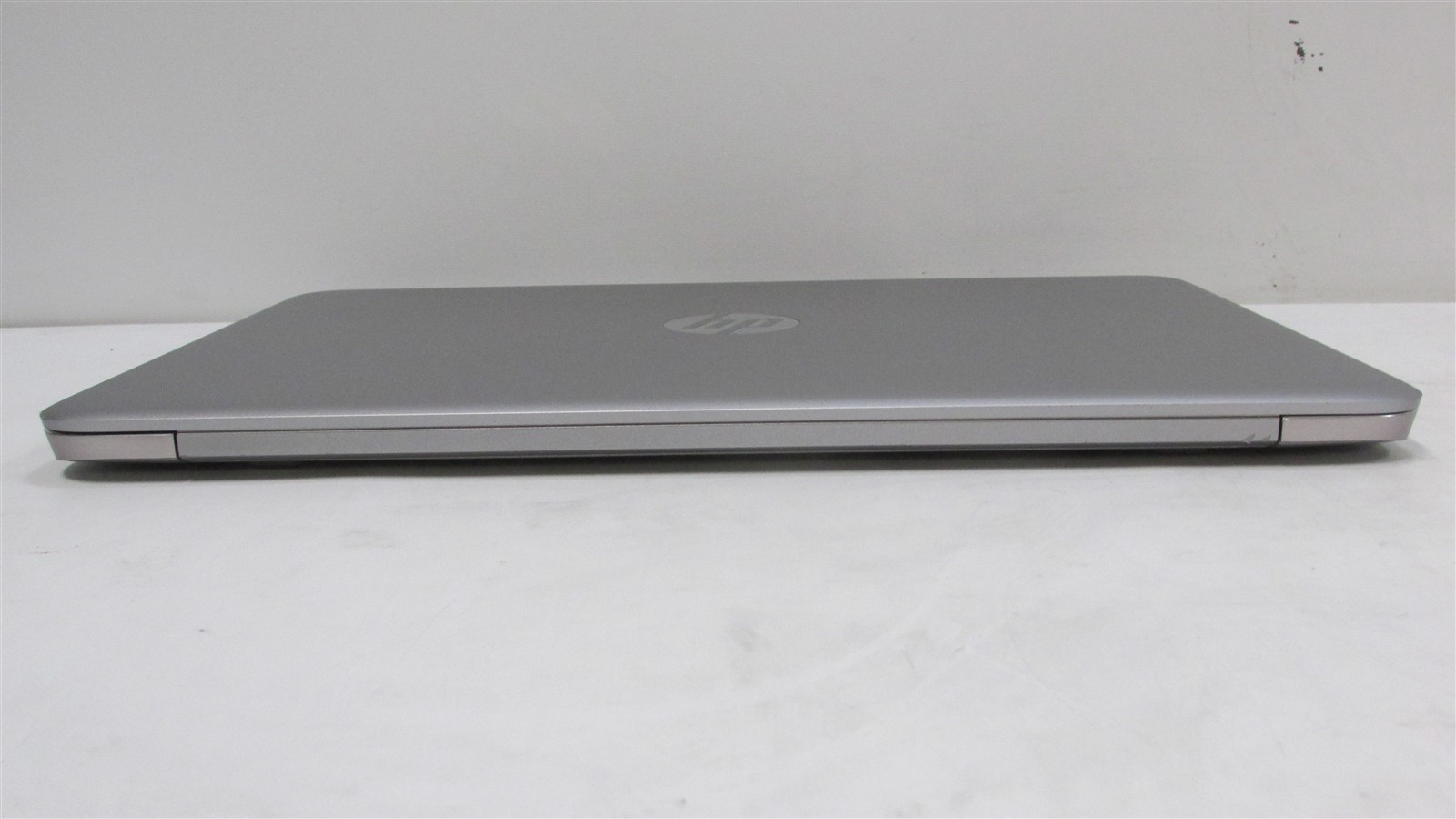 HP Elitebook Folio 1040 G3 i7-6600U 2.6GHz 16GB RAM 256GB m.2 14″ W10P COSM DMG