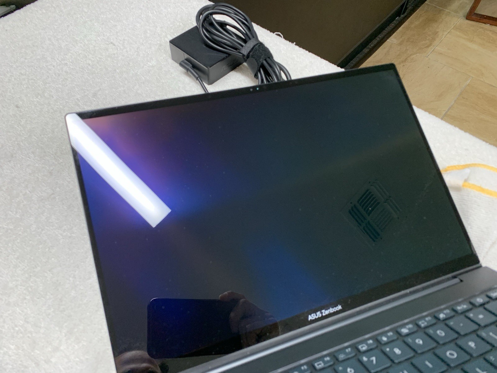 ASUS ZenBook 14X OLED Touchscreen Laptop (i7-13700, 16GB RAM, 512GB SSD)