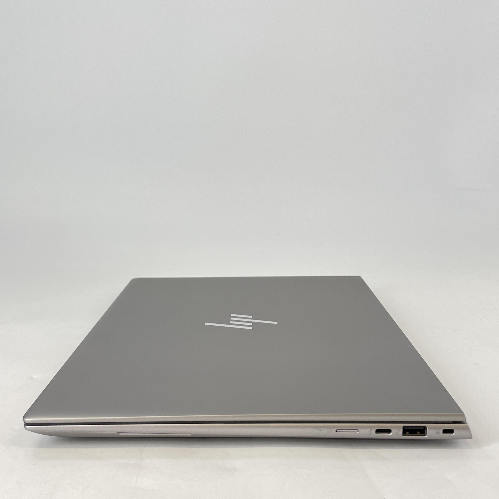 HP ZBook Studio 16 G11 UHD+ 1.4 GHz Ultra 7 165H 32GB 512GB SSD RTX 1000 Ada