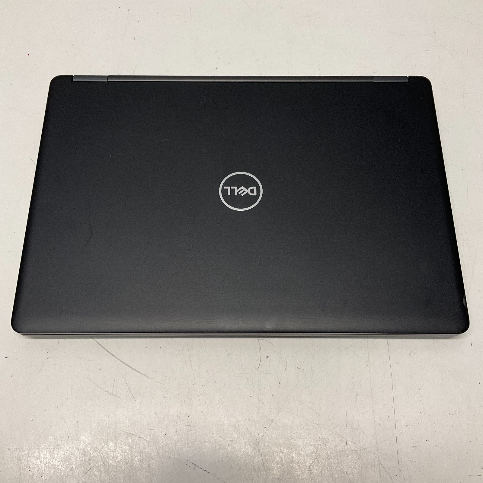 Dell Latitude 5490 Intel Core i5-7300U 2.60GHz 8GB 256GB Windows 10 Pro Laptop