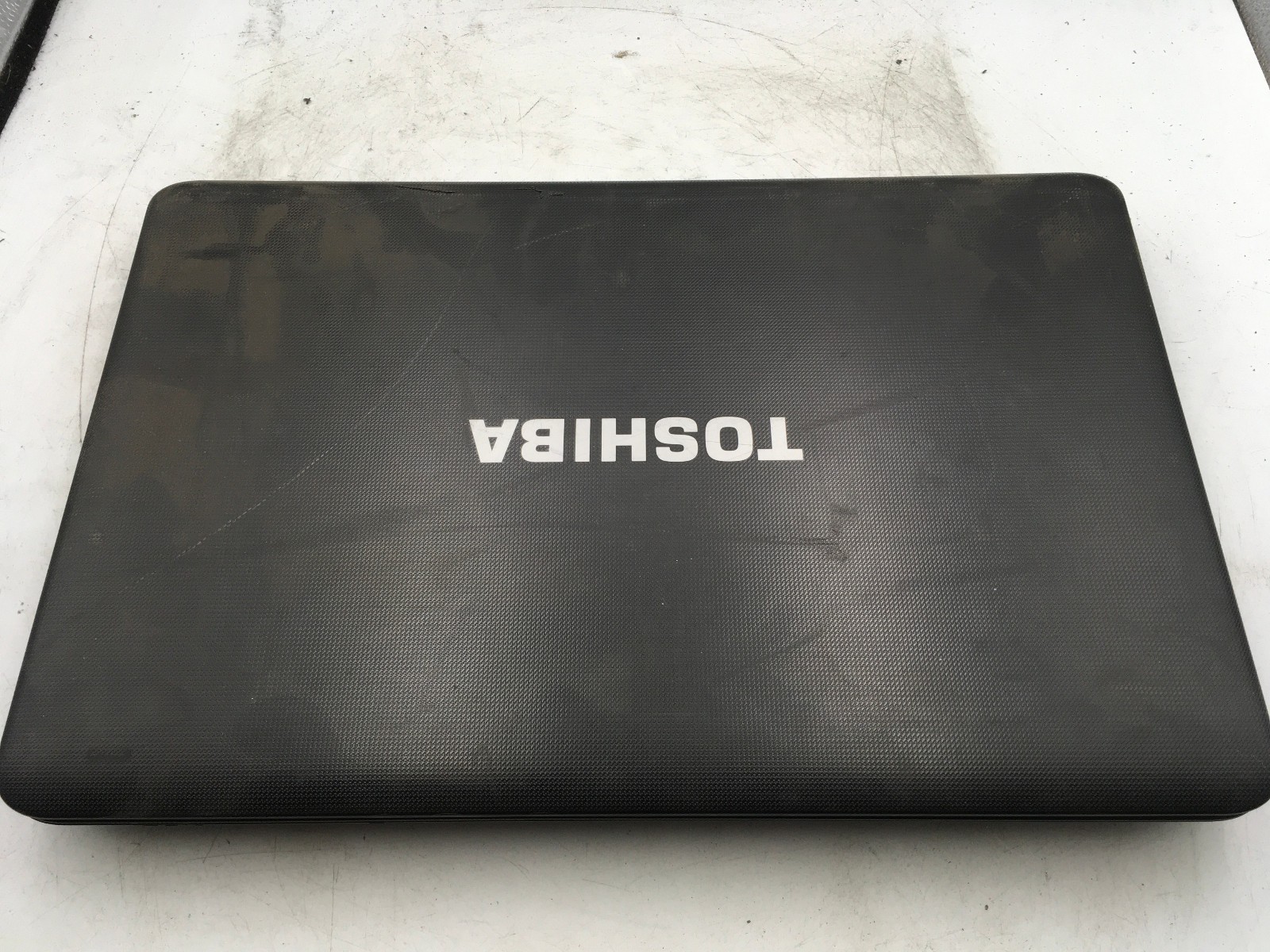 TOSHIBA SATELLITE C655-S5201 – BOOTS TO BIOS – AMD E 350 – 3GB RAM -READ-BB