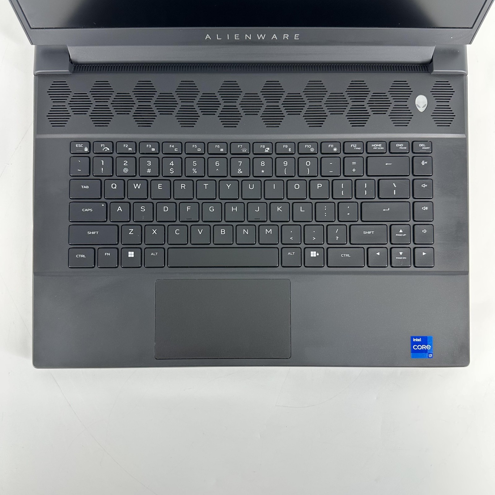 Dell Alienware M16 R1 165Hz QHD+ 2.1 GHz i7-13700HX 16GB 1TB SSD RTX 4070