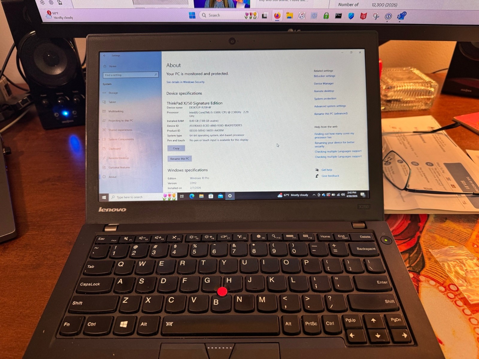 Lenovo ThinkPad 12.5″ X250 i5-5300u 2.3GHz 8GB 500GB SSD w/ Dock and Charger