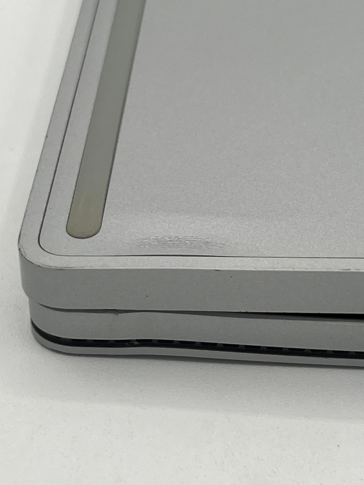 Microsoft Surface Book 3 15″ i7-1065G7 16GB 256GB SSD Ubuntu LTS 24.04