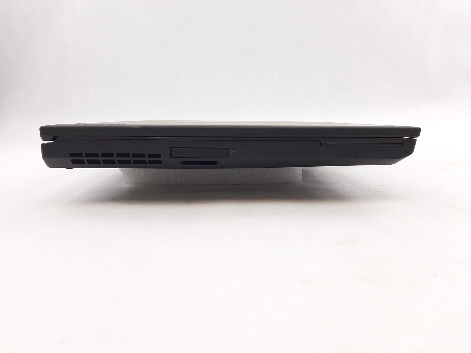 Lenovo ThinkPad P51 15.6″ Xeon E3-1535M v6 32GB RAM 512GB NVMe SSD Win11 Pro